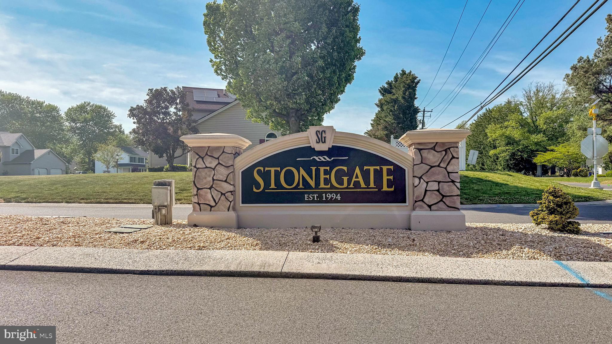 STONEGATE - Residential
