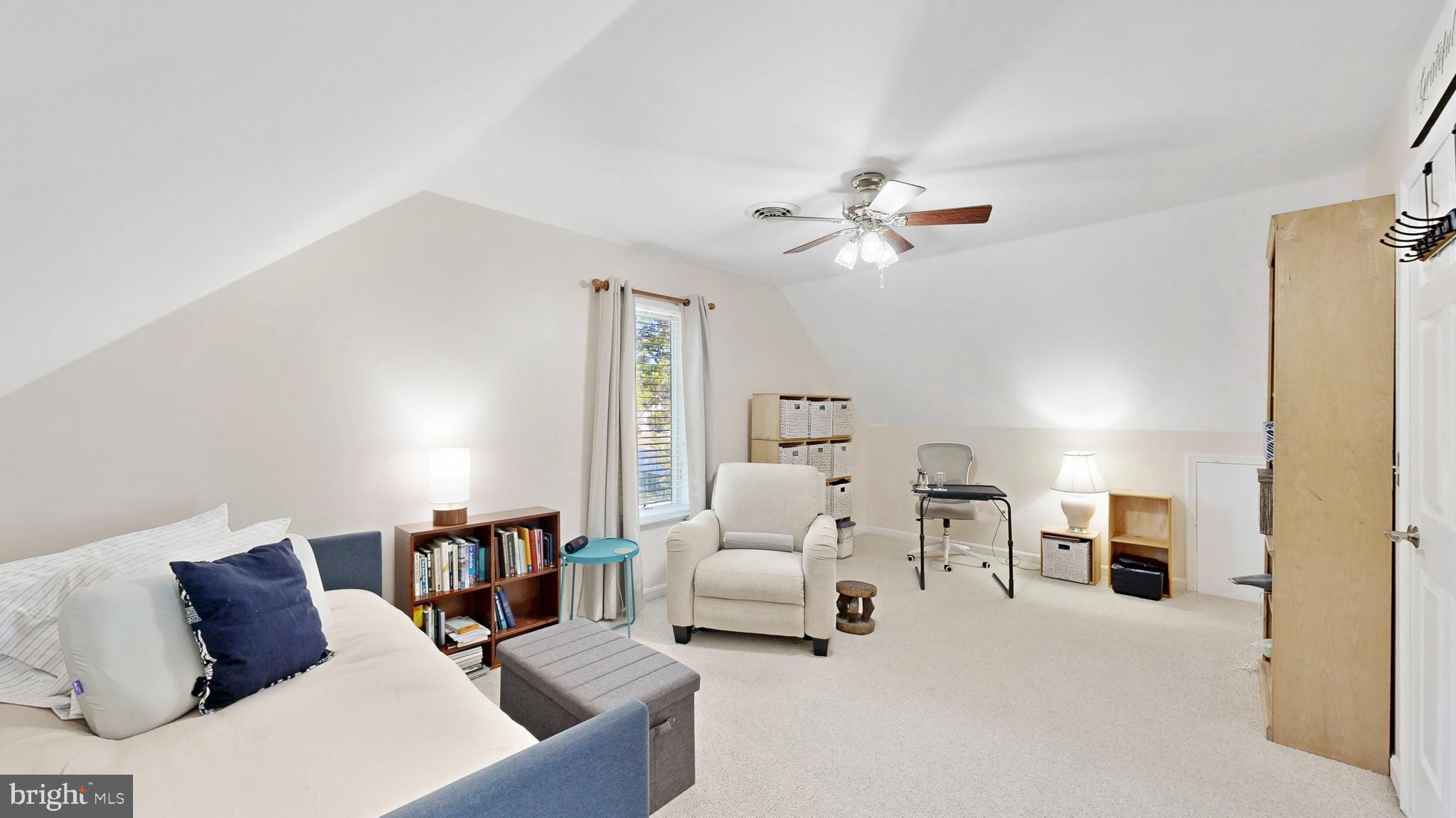 STONEGATE - Residential