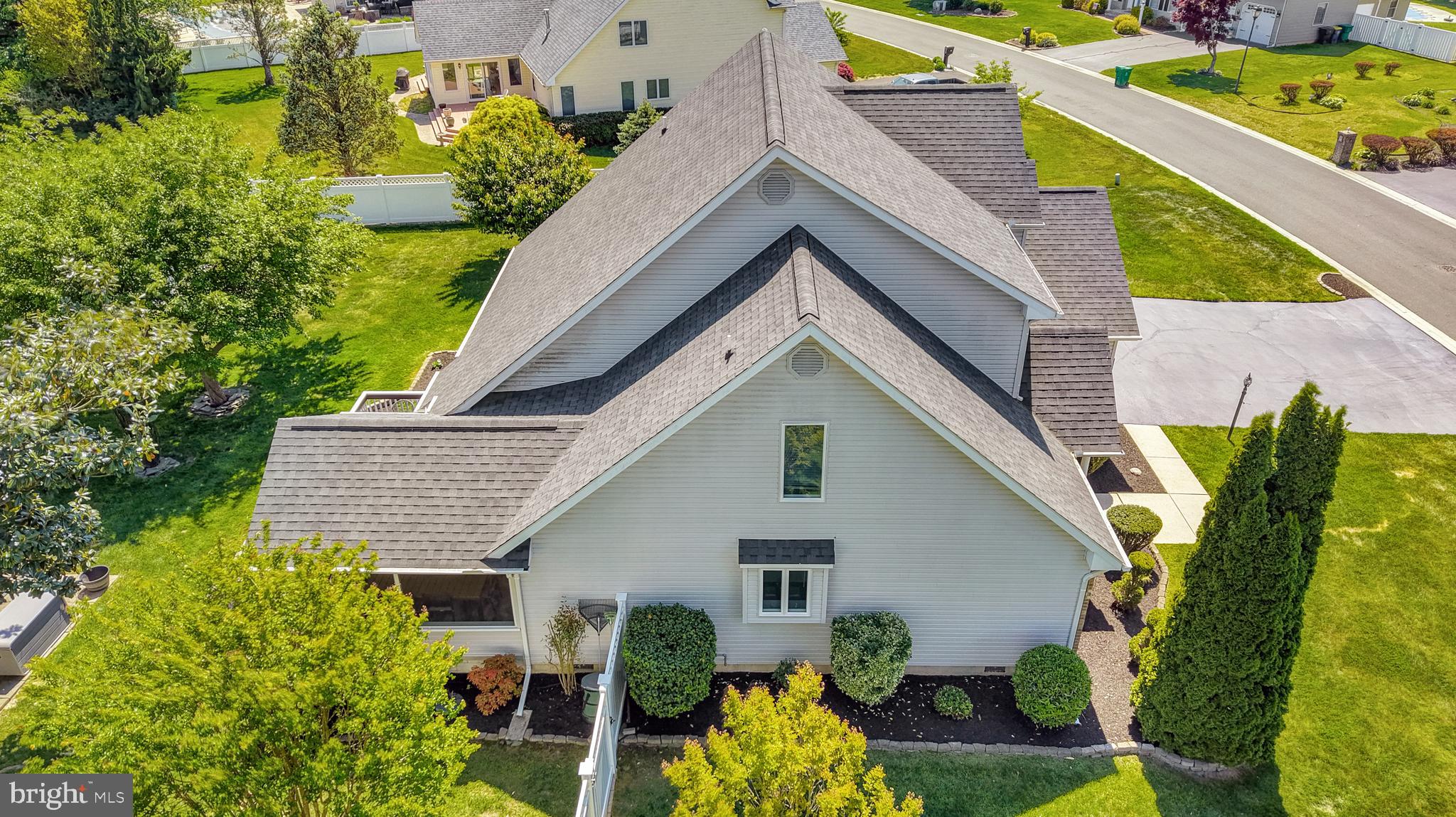 STONEGATE - Residential