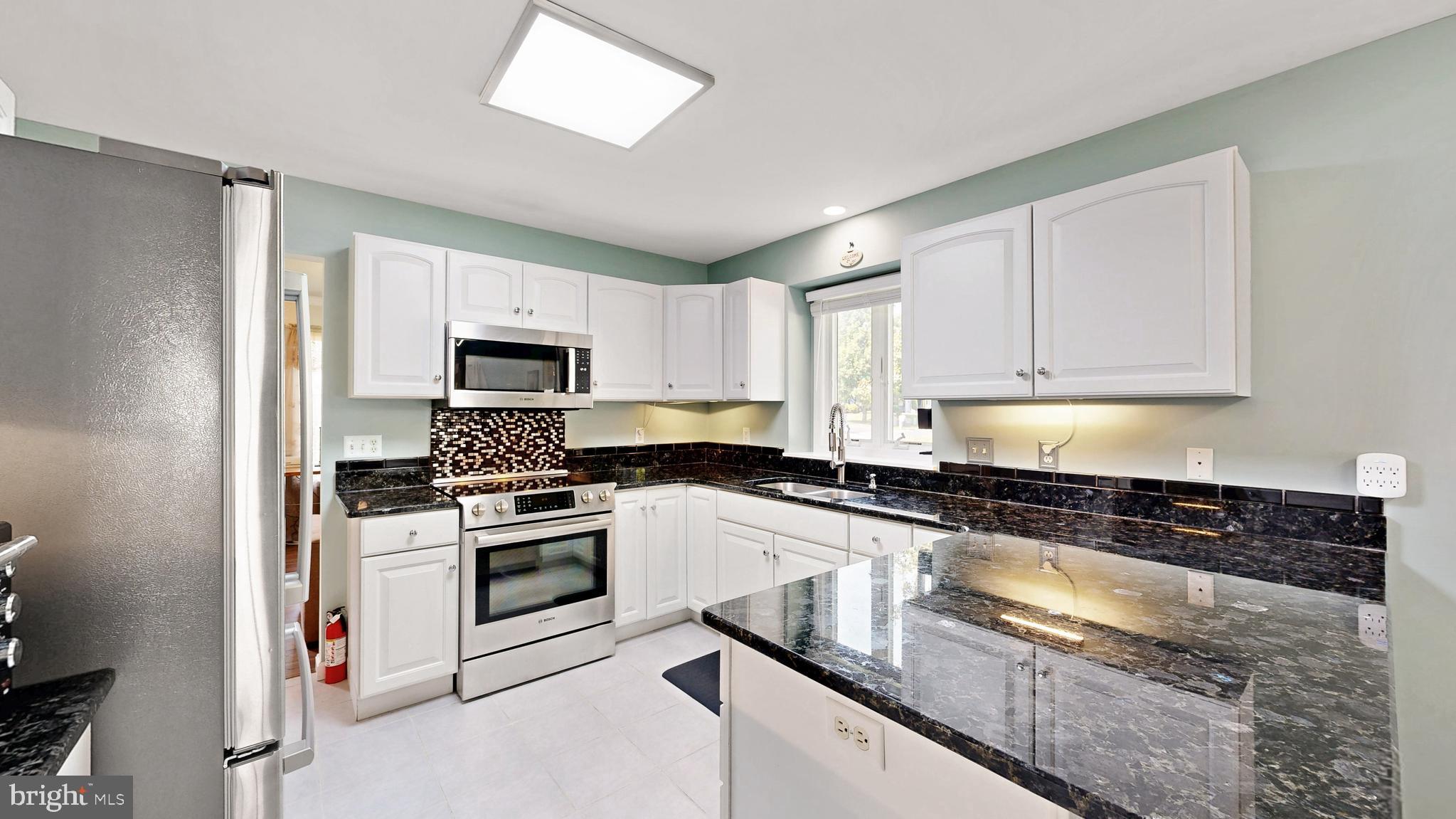 STONEGATE - Residential
