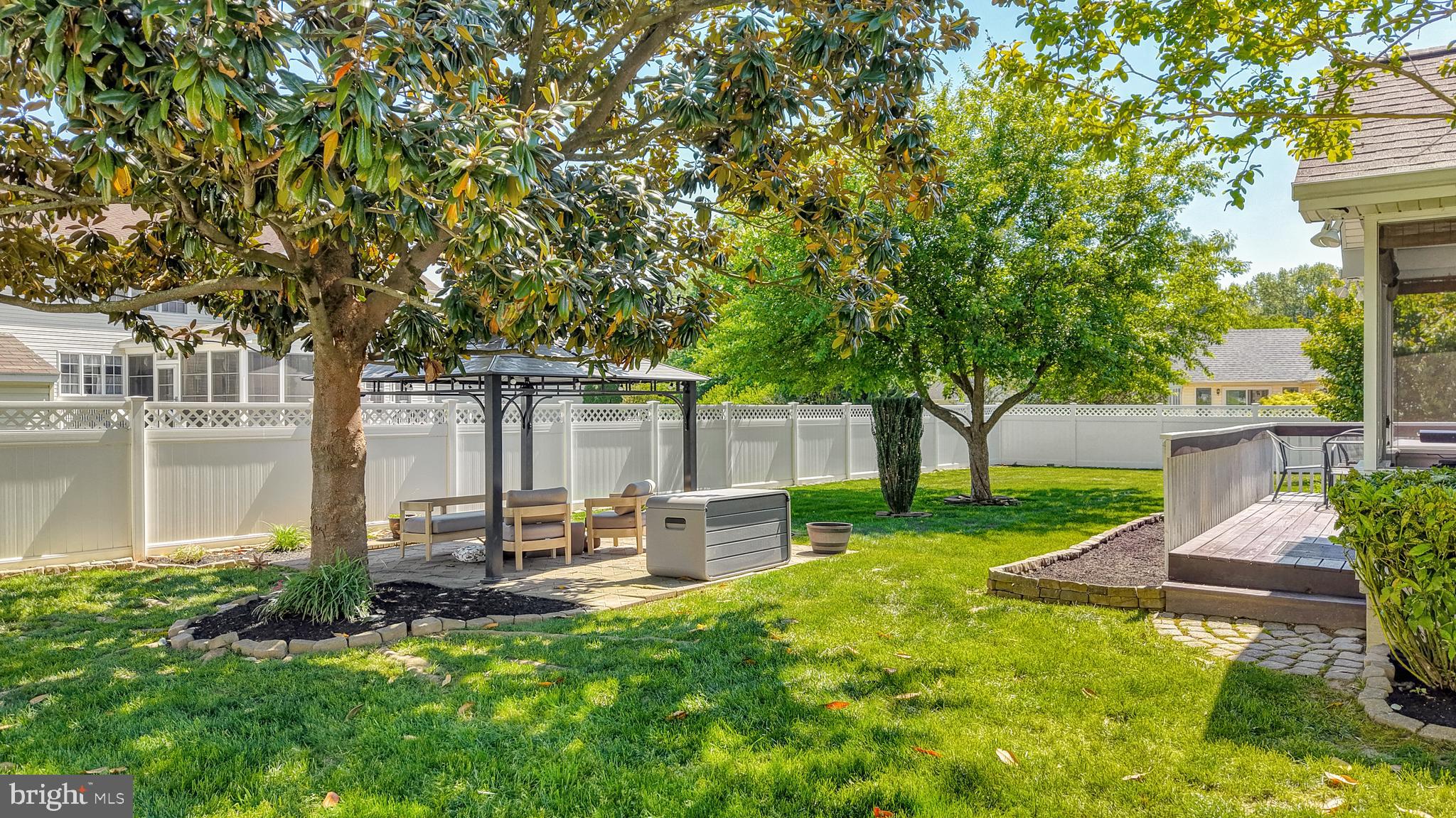 STONEGATE - Residential