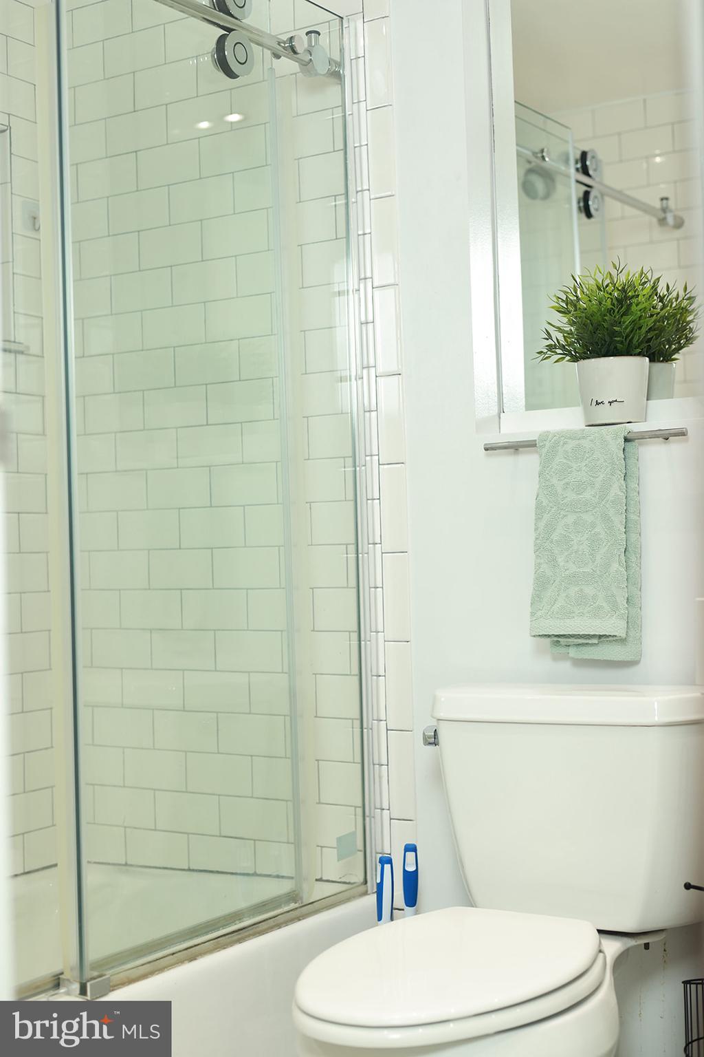 SILVER SPRING - Residential