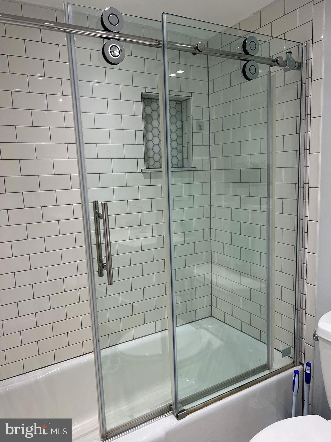 SILVER SPRING - Residential