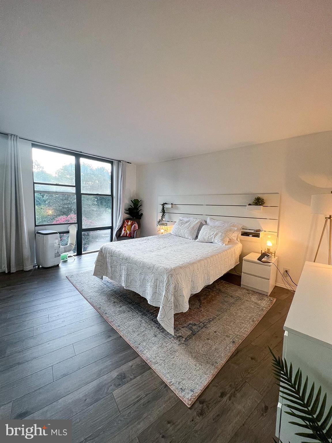 SILVER SPRING - Residential