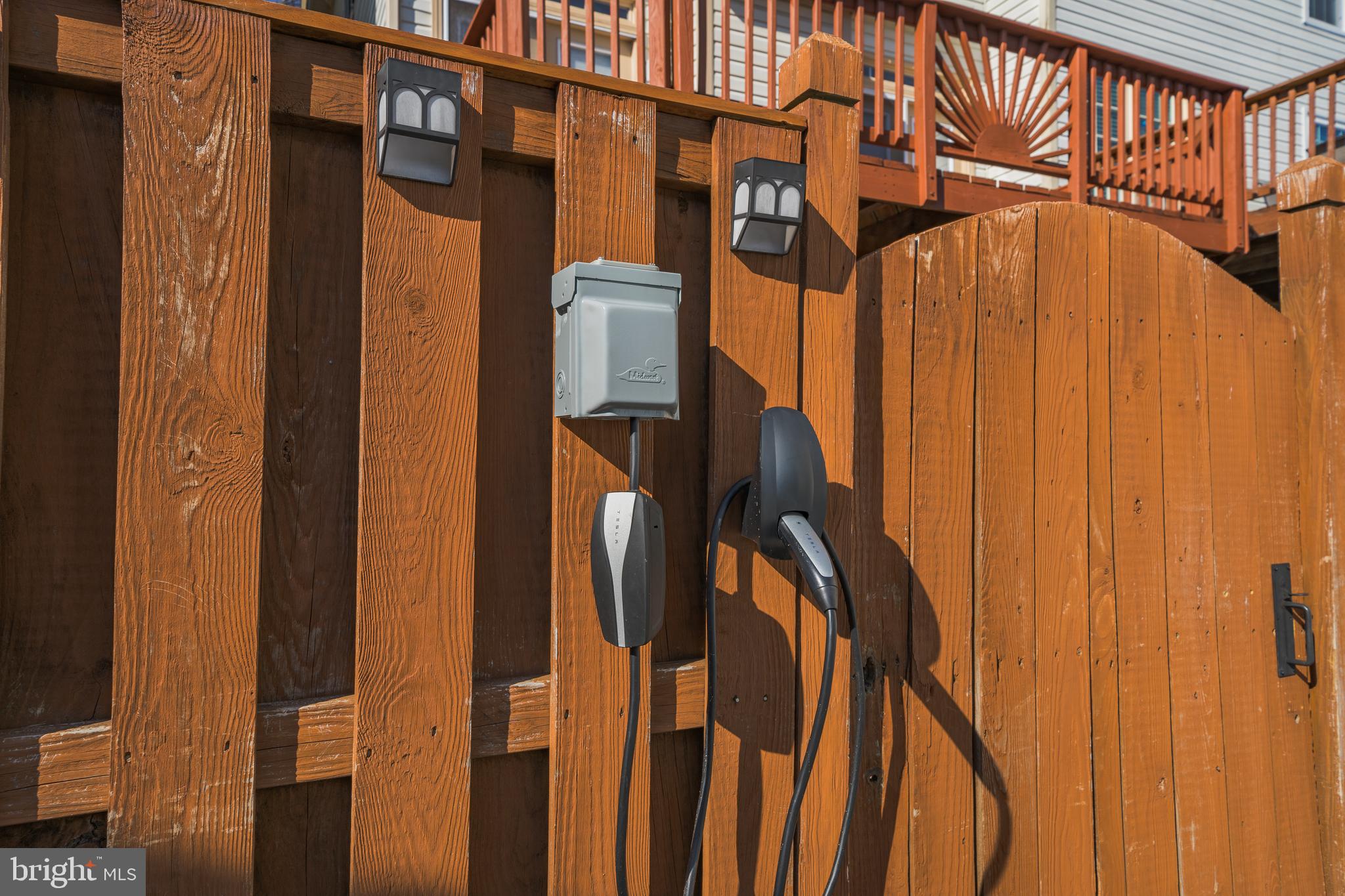 VILLAGE OF CLOPPERS MILL - Residential