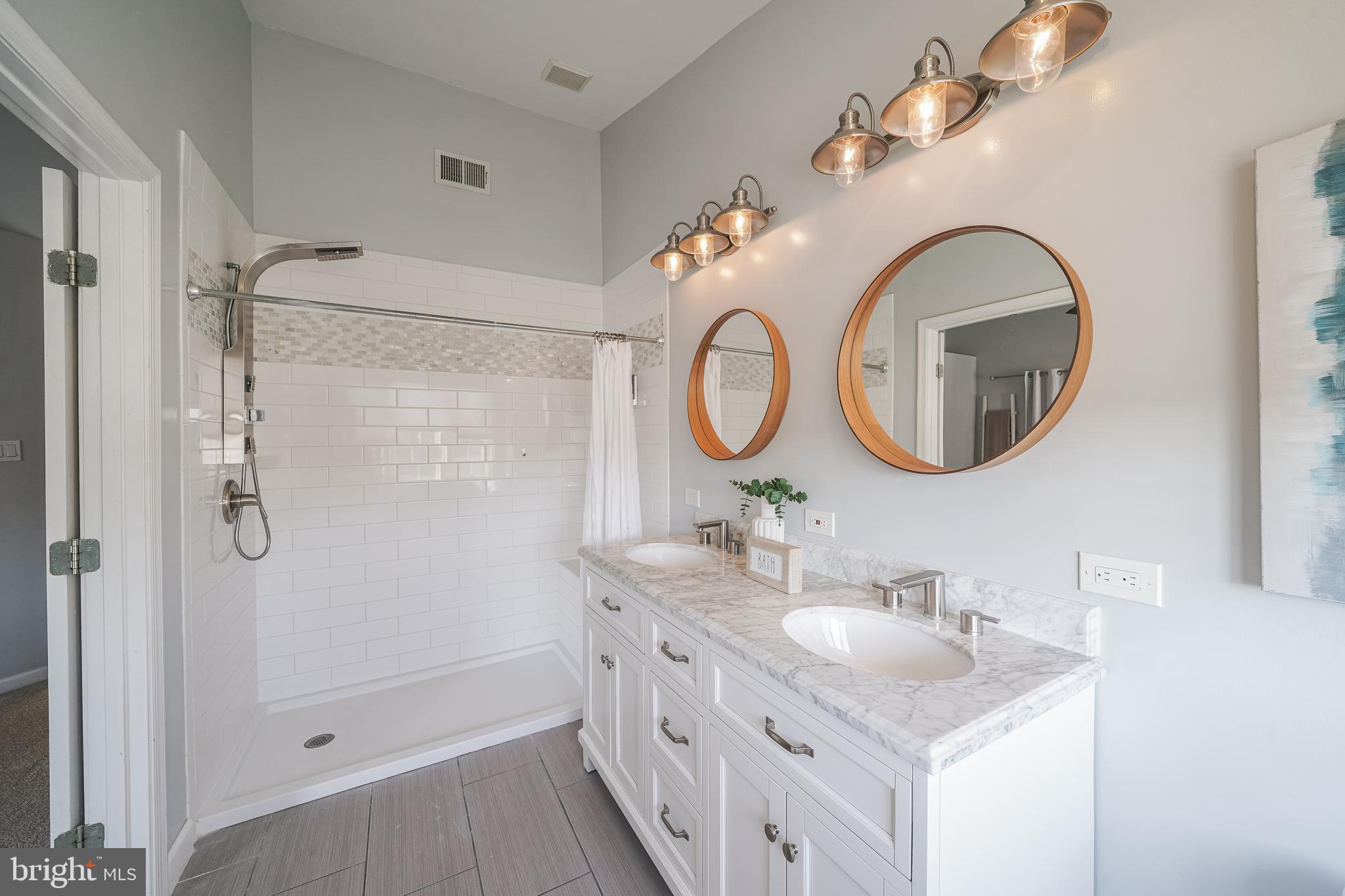 VILLAGE OF CLOPPERS MILL - Residential