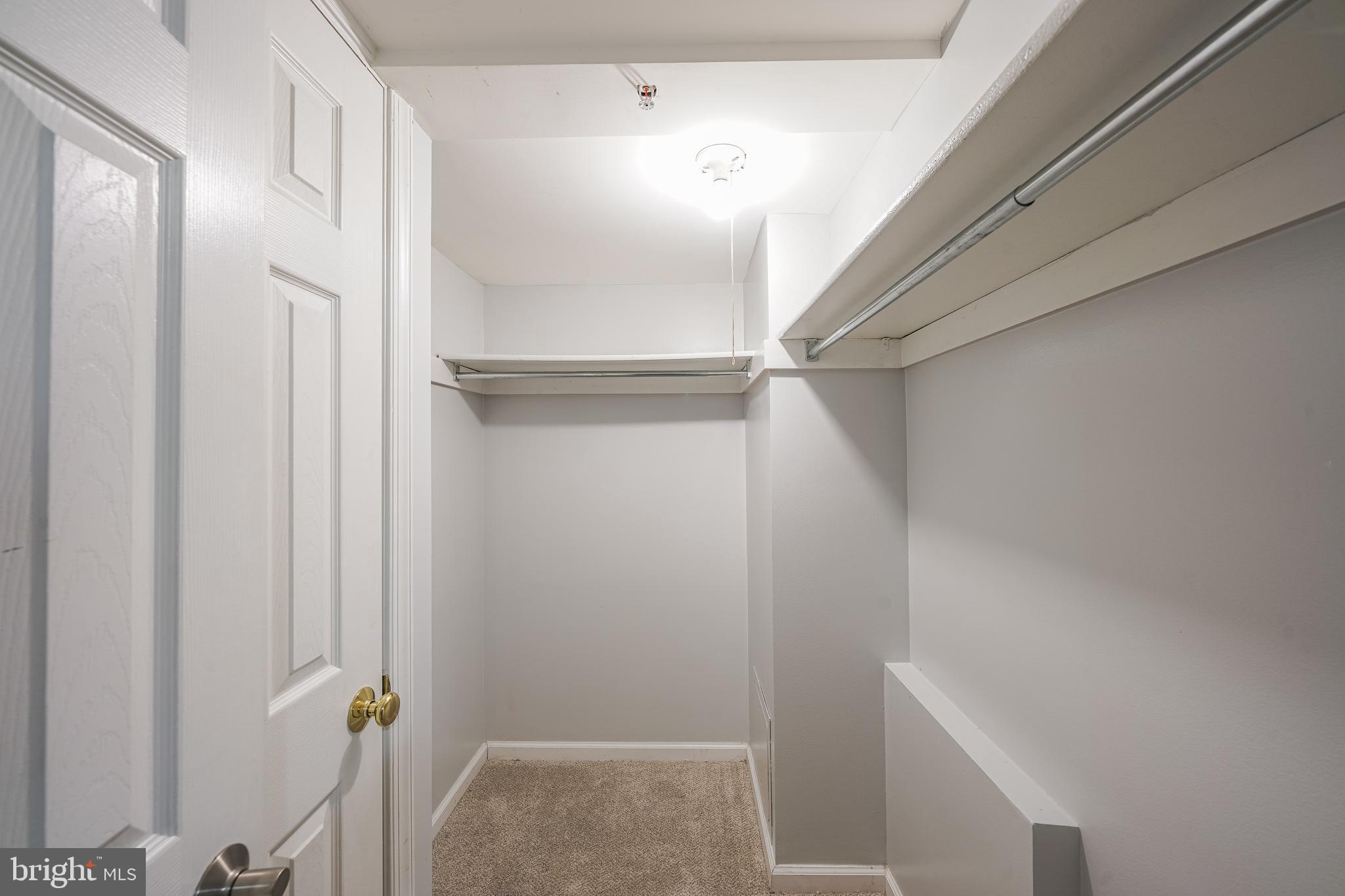 VILLAGE OF CLOPPERS MILL - Residential