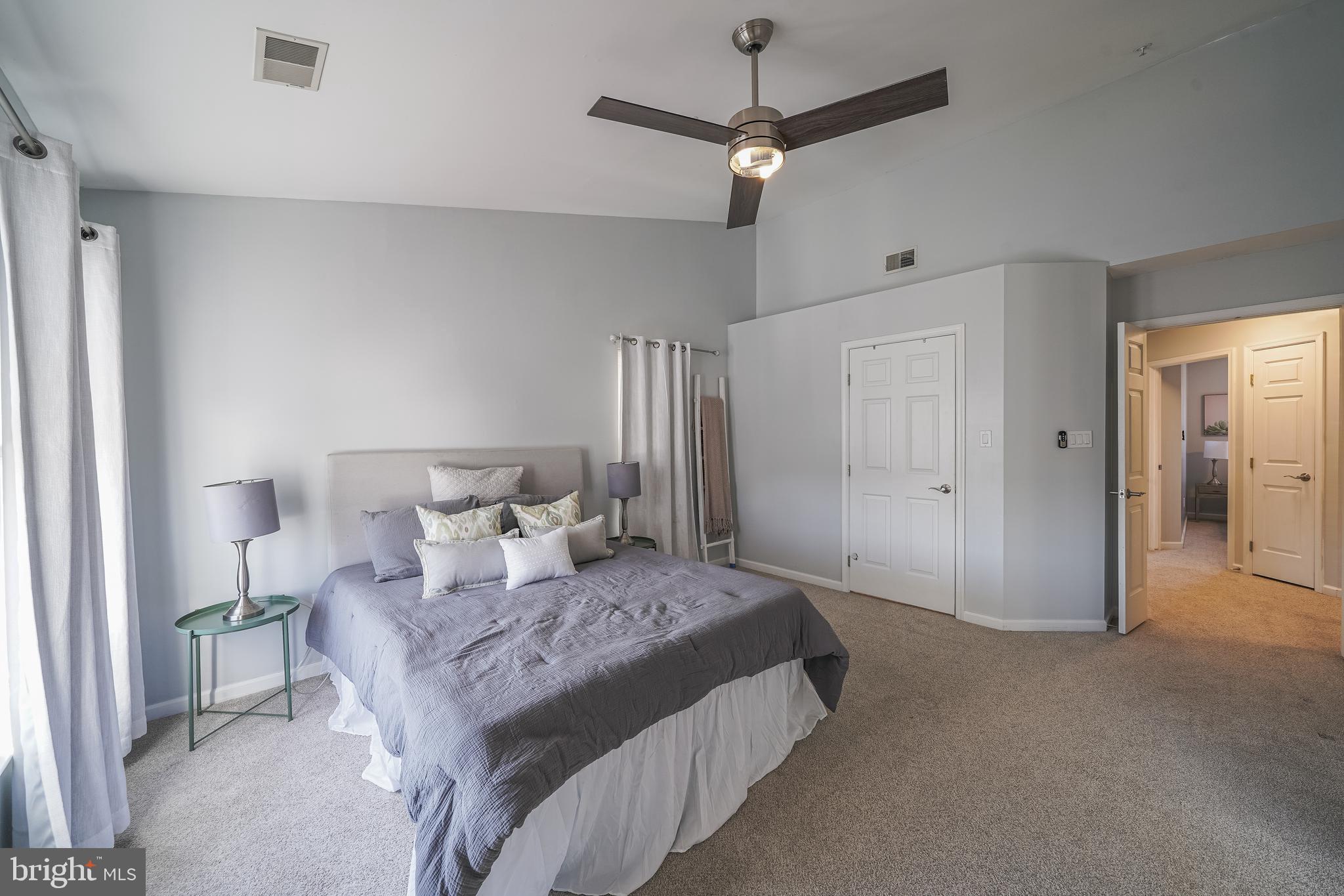 VILLAGE OF CLOPPERS MILL - Residential