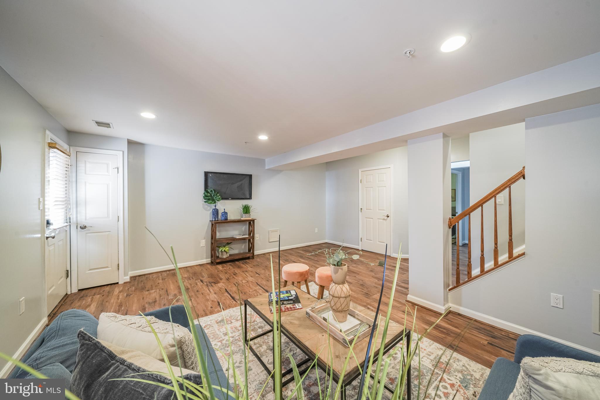 VILLAGE OF CLOPPERS MILL - Residential