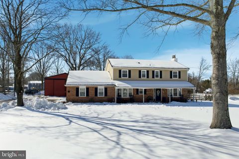 60 PEBBLE RIDGE ROAD WARRINGTON PA 18976