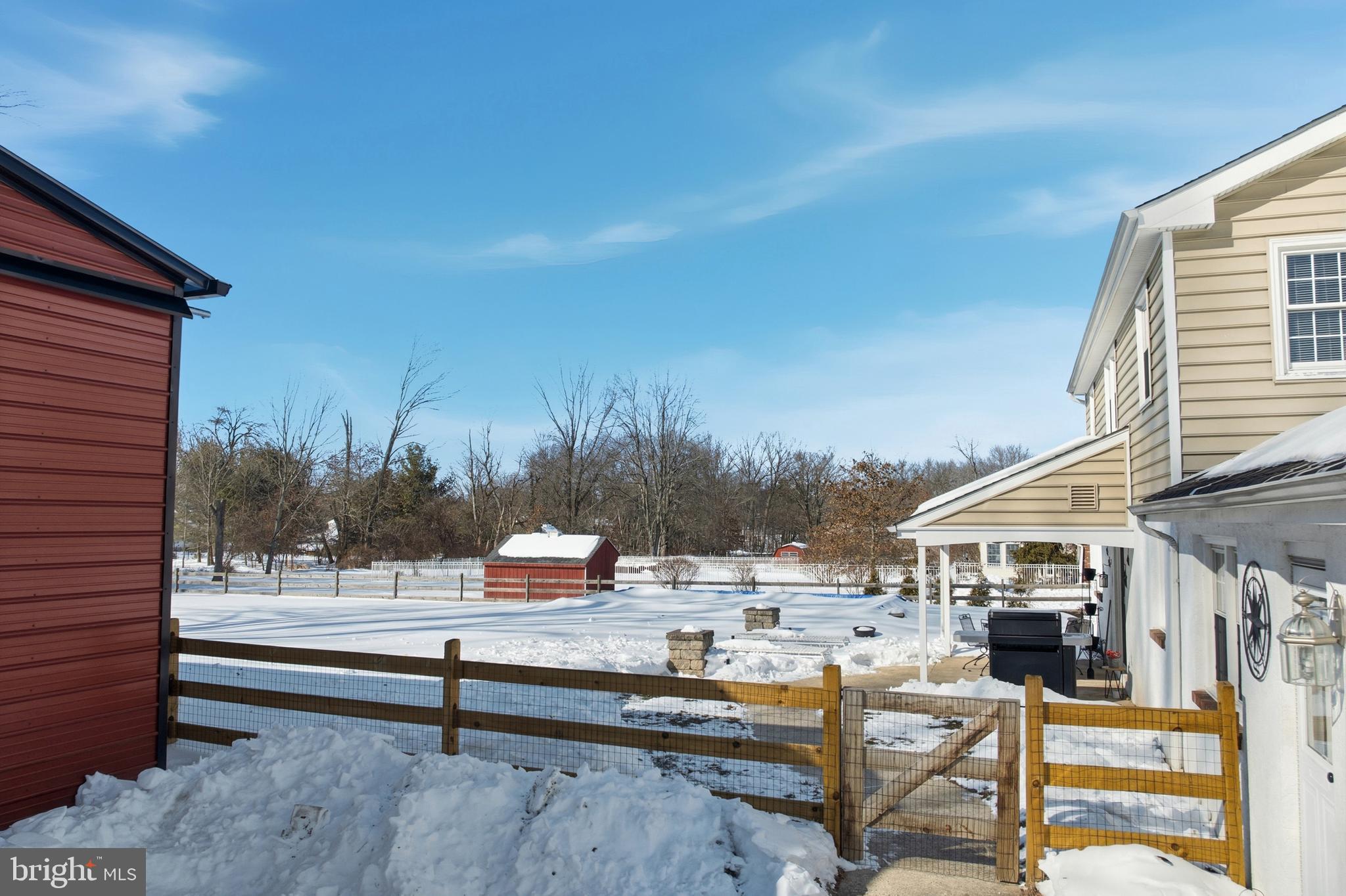 PEBBLE RIDGE FARMS - Residential