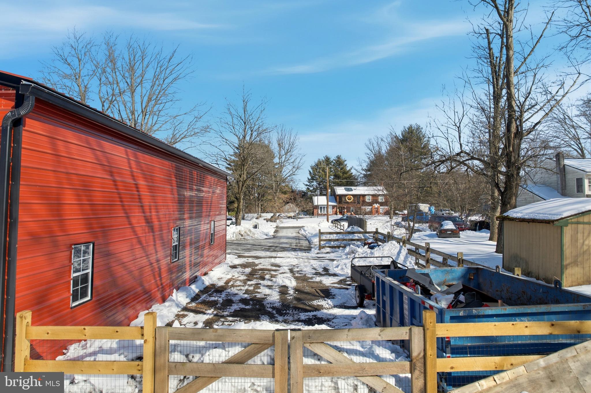 PEBBLE RIDGE FARMS - Residential
