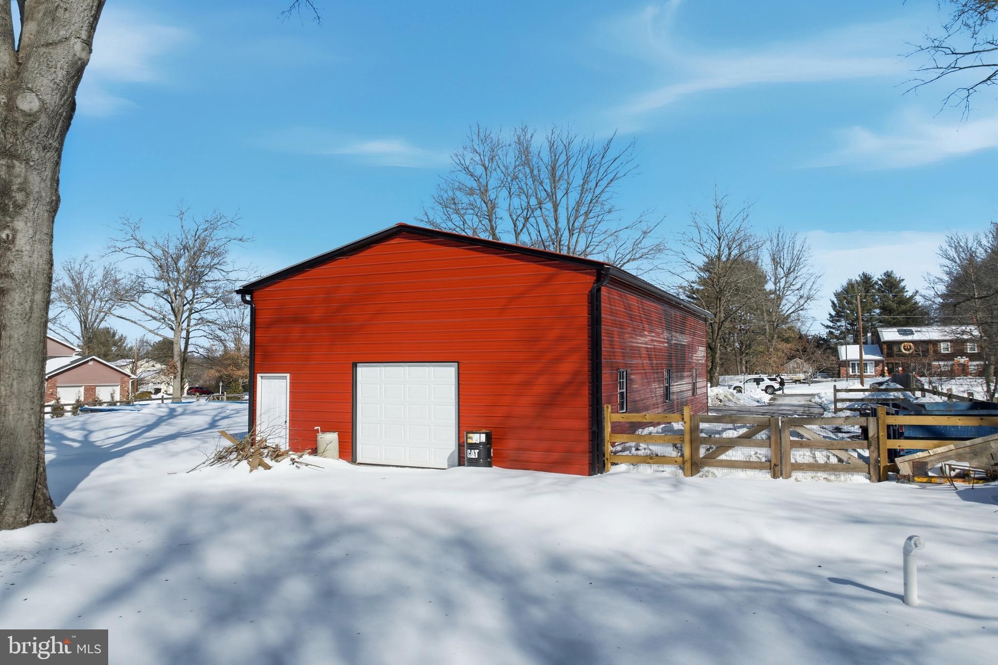 PEBBLE RIDGE FARMS - Residential