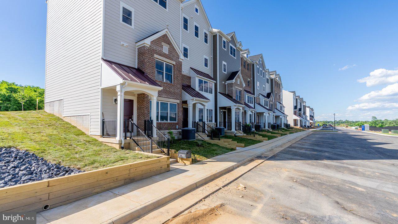 964 ORCHARD RIDGE PLACE 106B