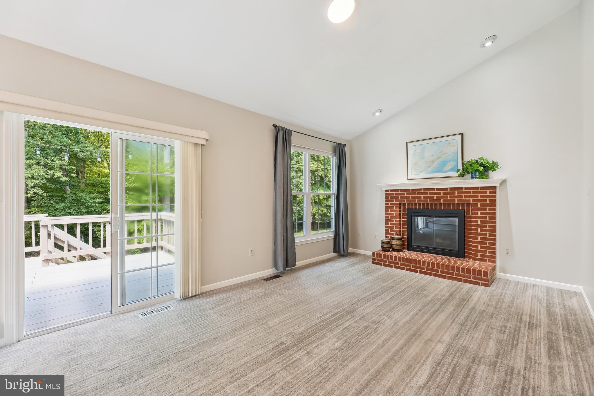 STRATFORD GLEN - Residential