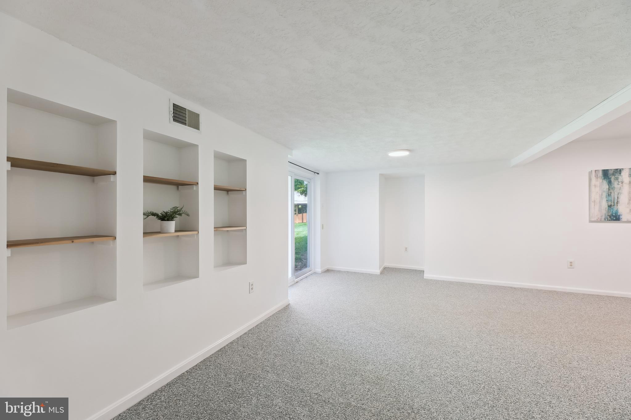 STRATFORD GLEN - Residential