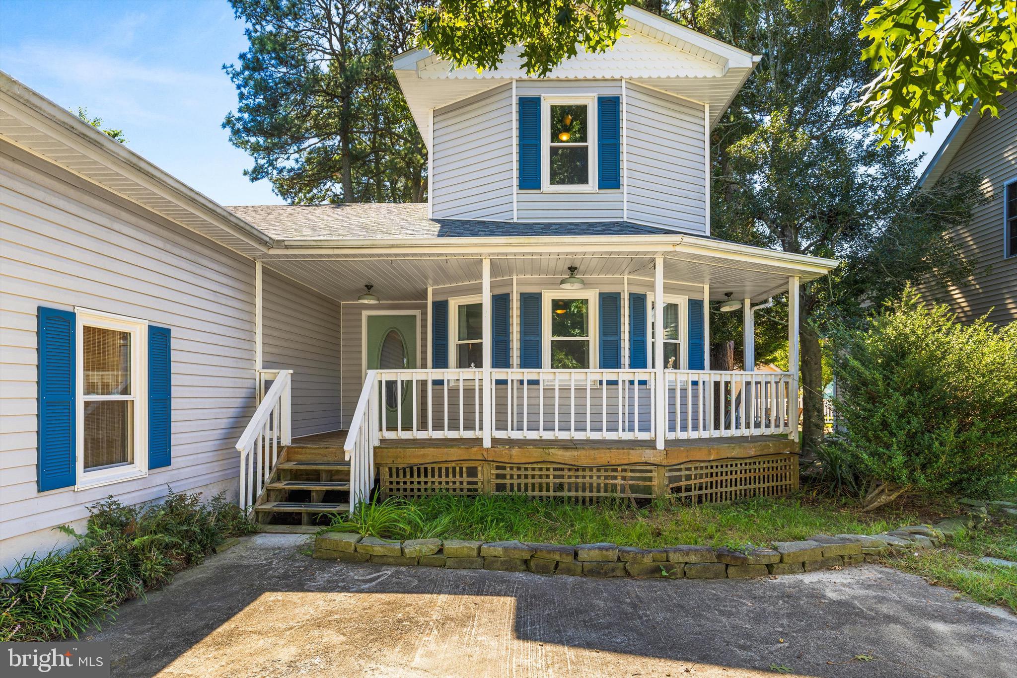 36764 W POND CIRCLE