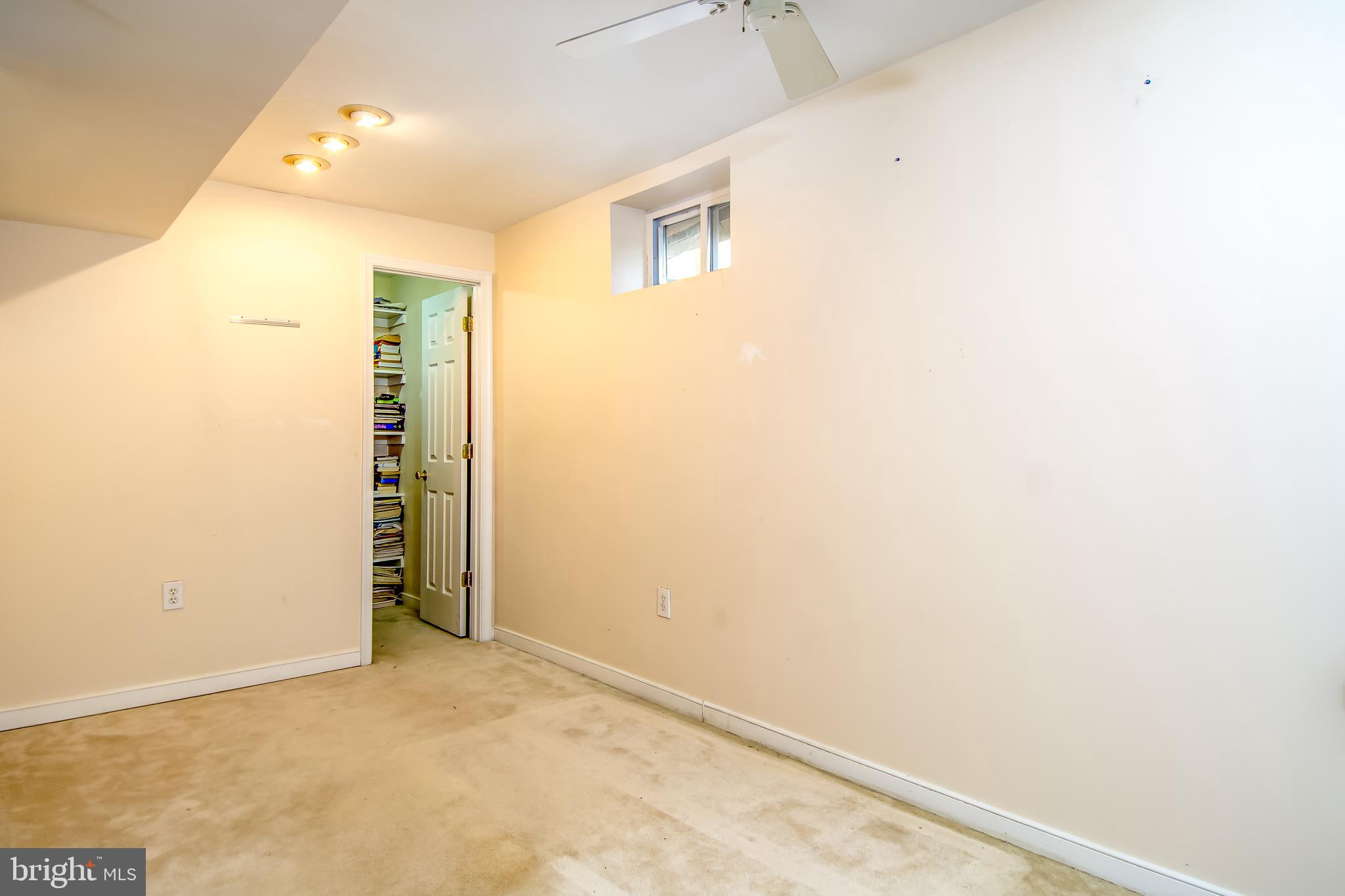 FAIR OAKS FARMS - Residential