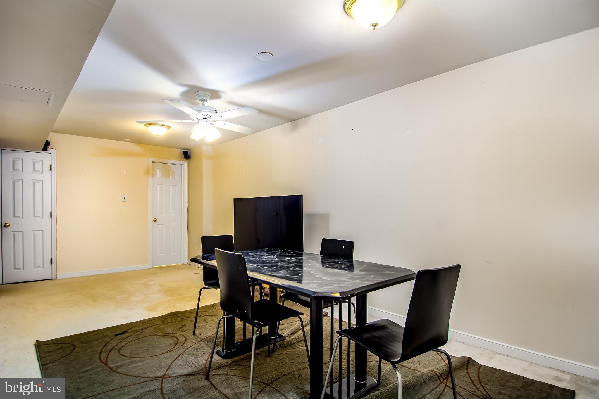 FAIR OAKS FARMS - Residential