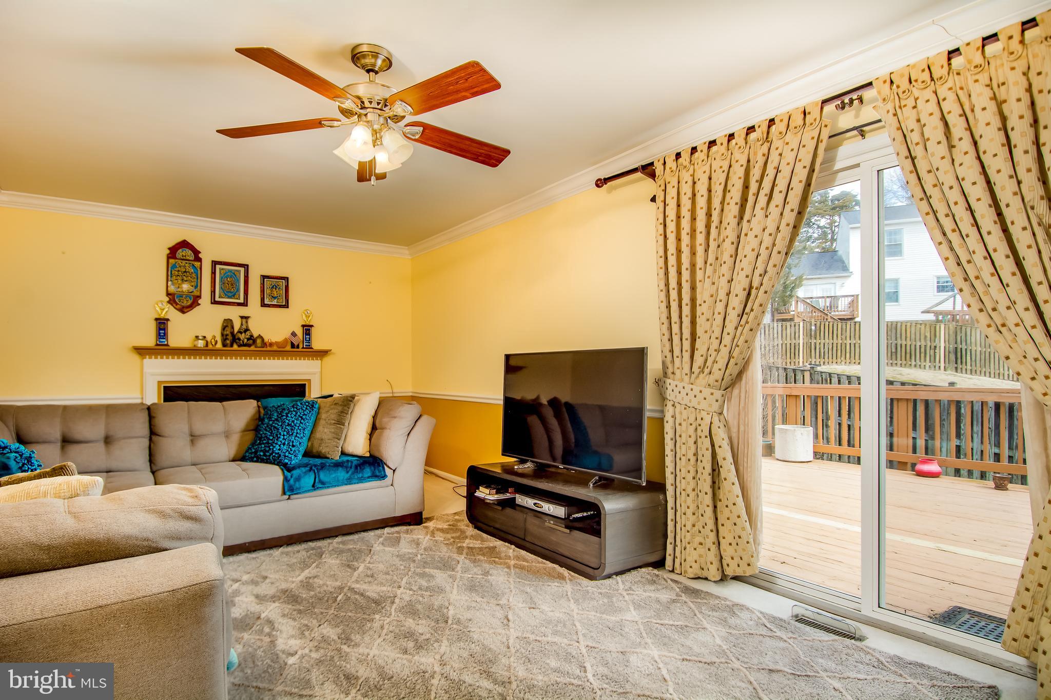 FAIR OAKS FARMS - Residential