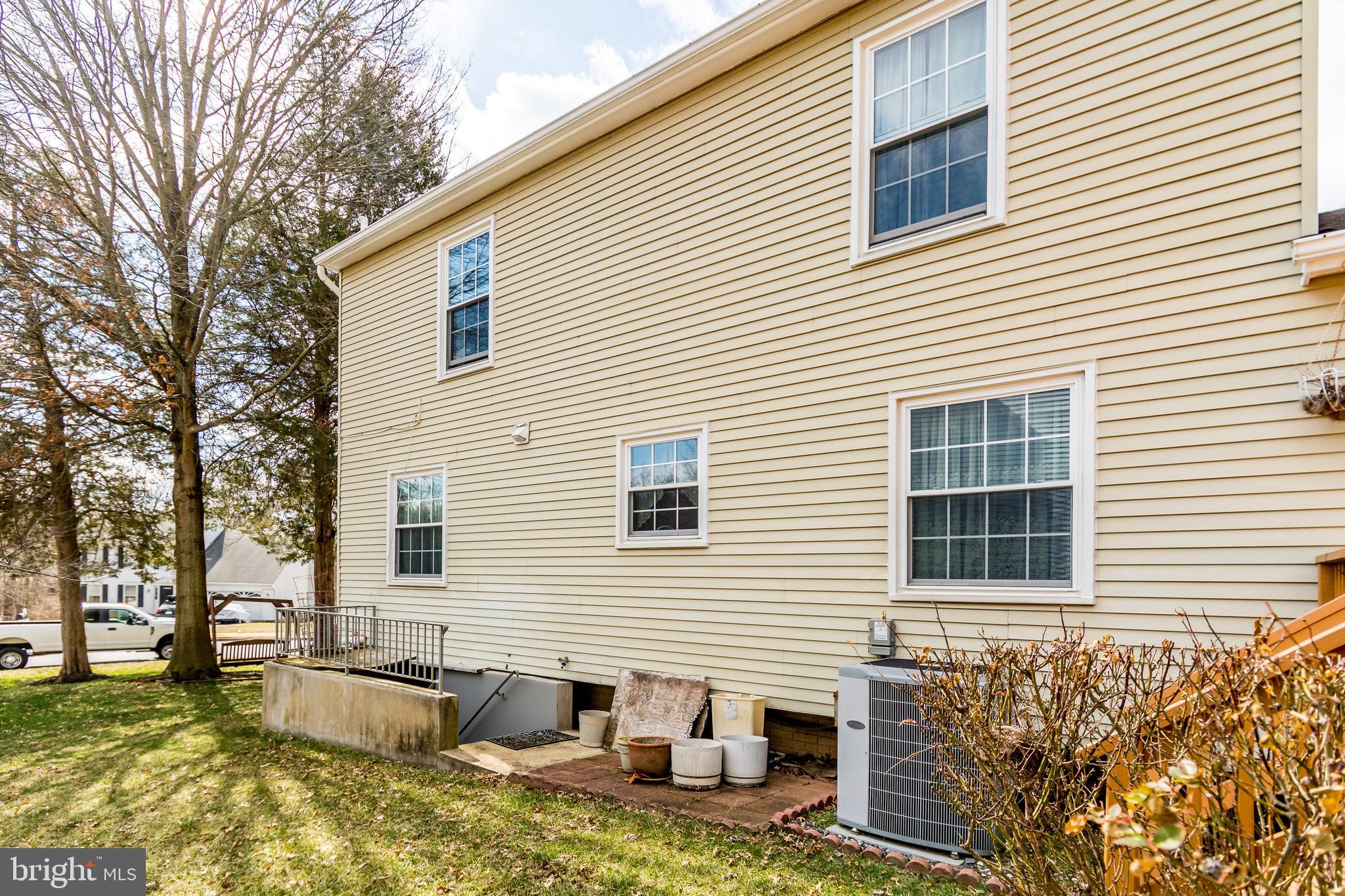 FAIR OAKS FARMS - Residential