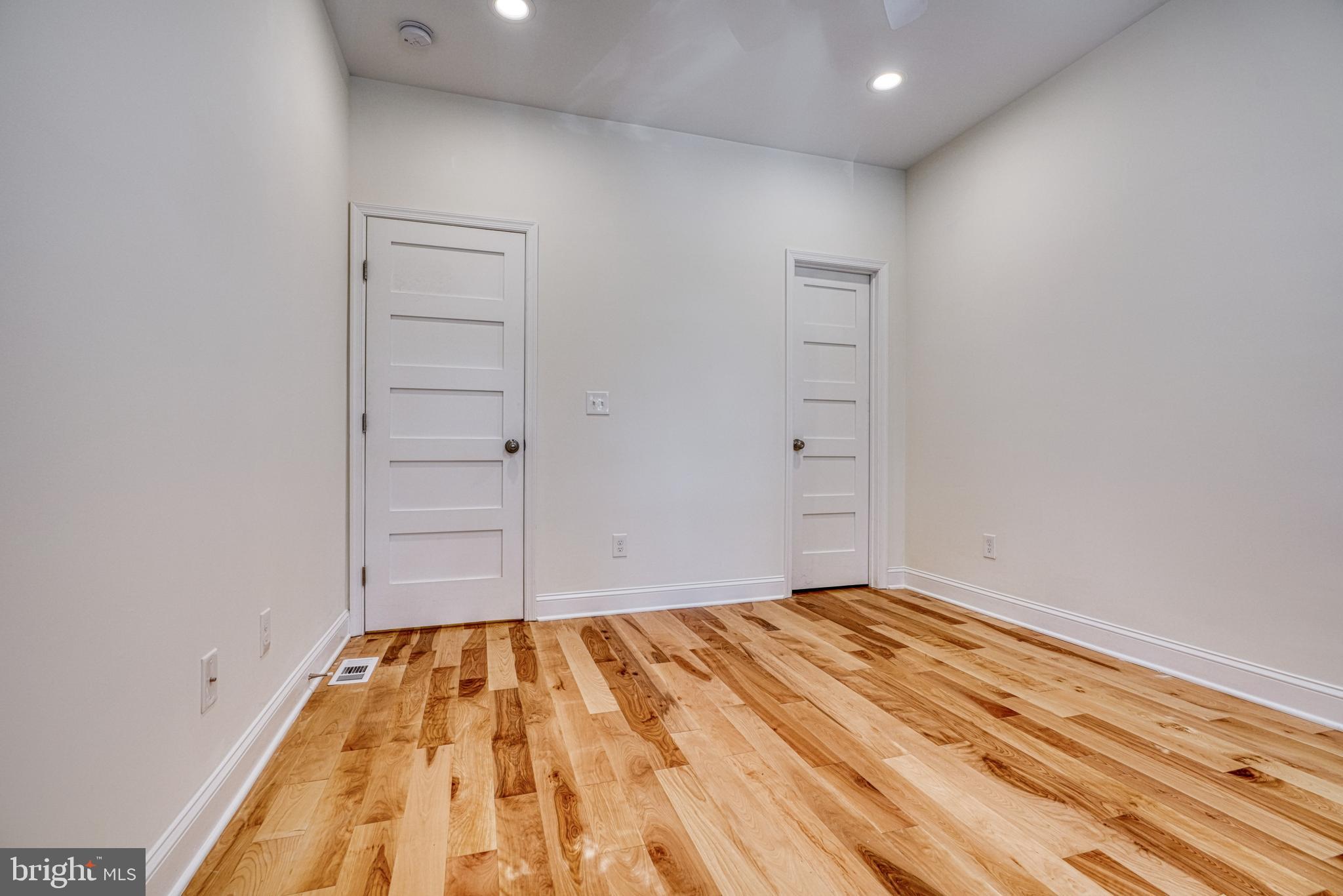 HAMPDEN HISTORIC DISTRICT - Residential