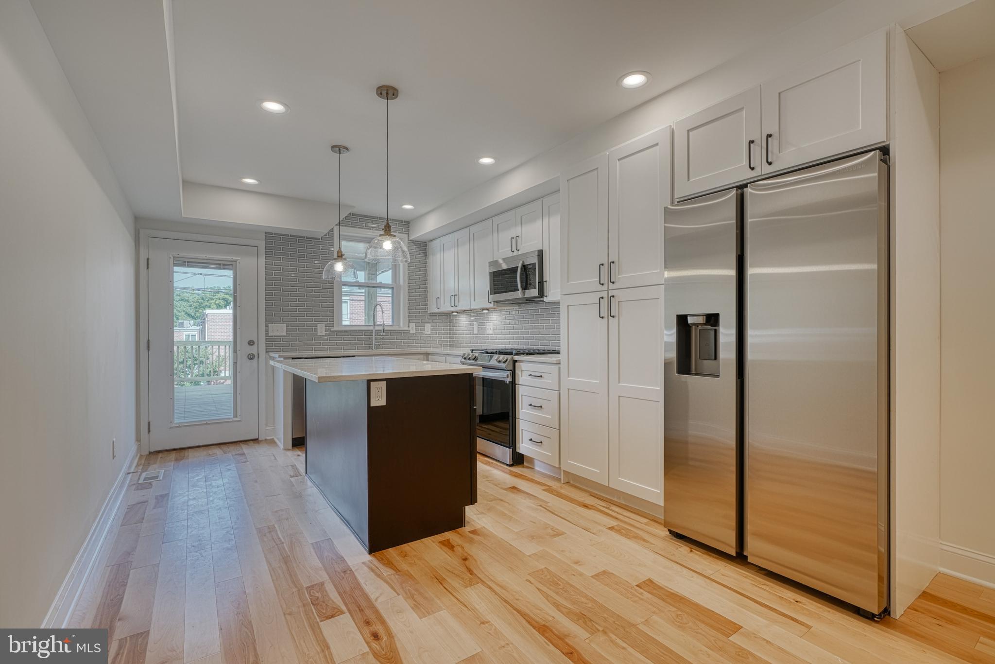 HAMPDEN HISTORIC DISTRICT - Residential