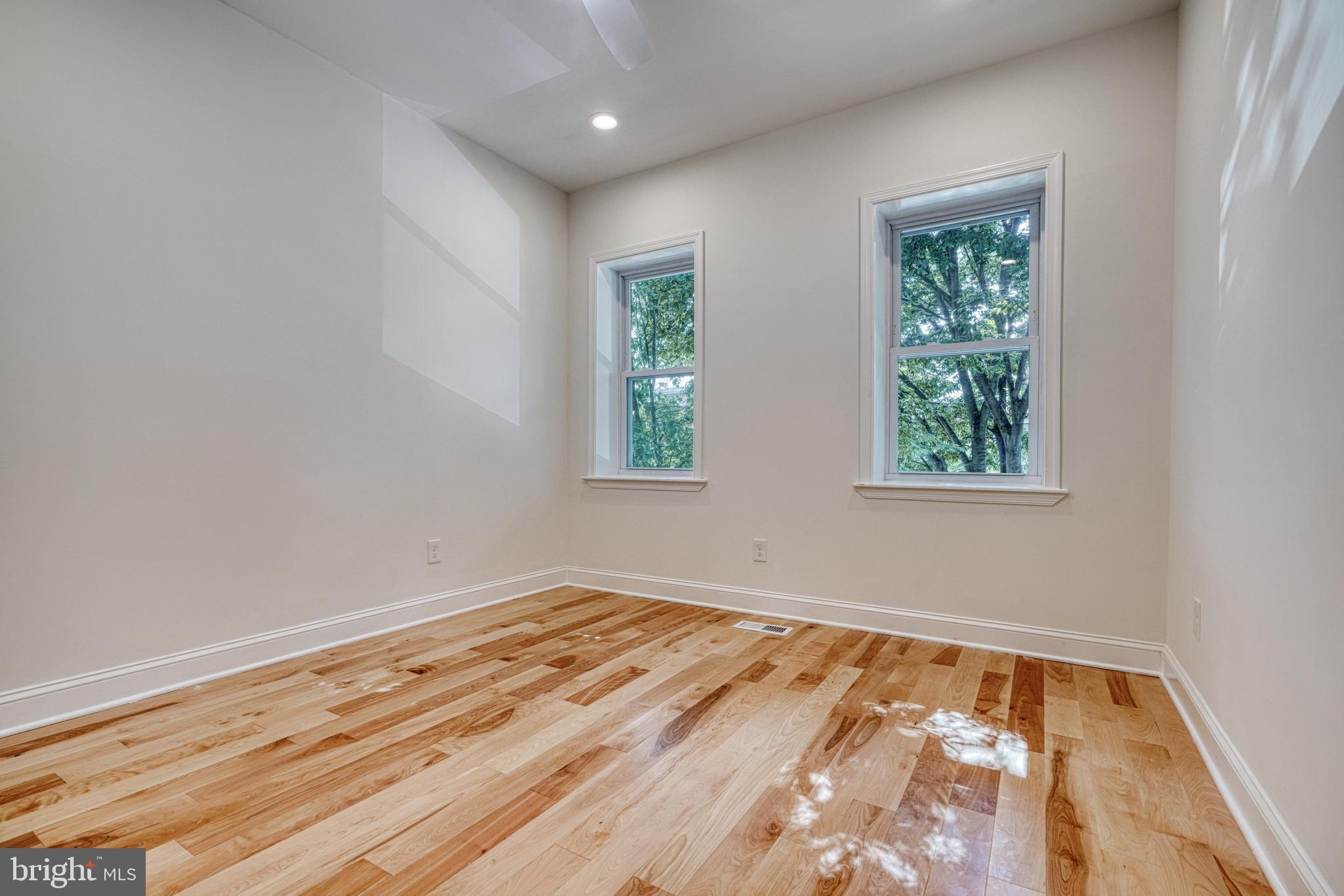 HAMPDEN HISTORIC DISTRICT - Residential