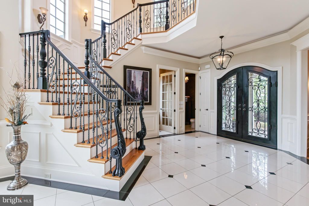 Photo of 618 Willow Green Grn, LITITZ, PA 17543 (MLS # PALA2068742)