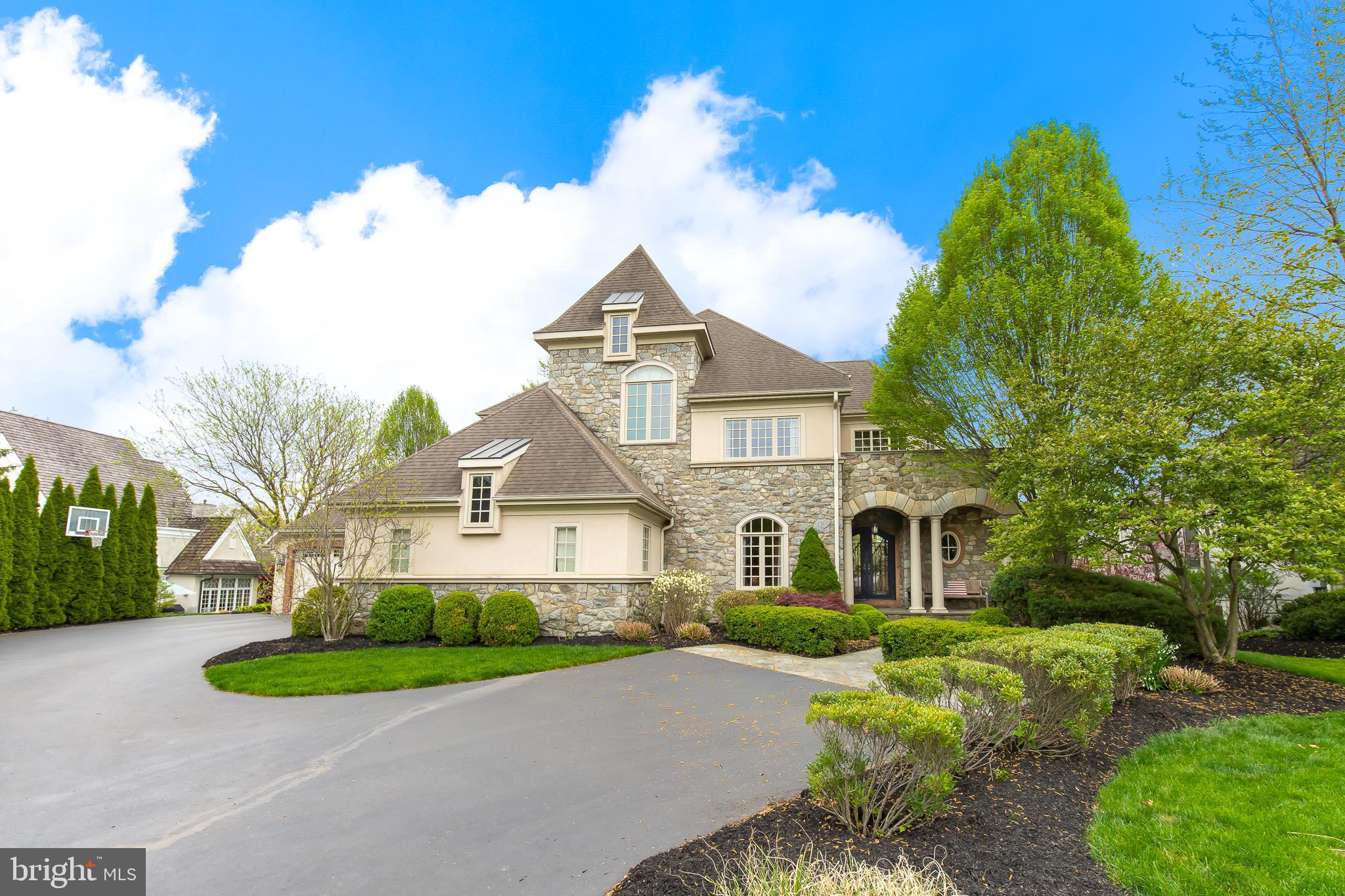 618 WILLOW GREEN