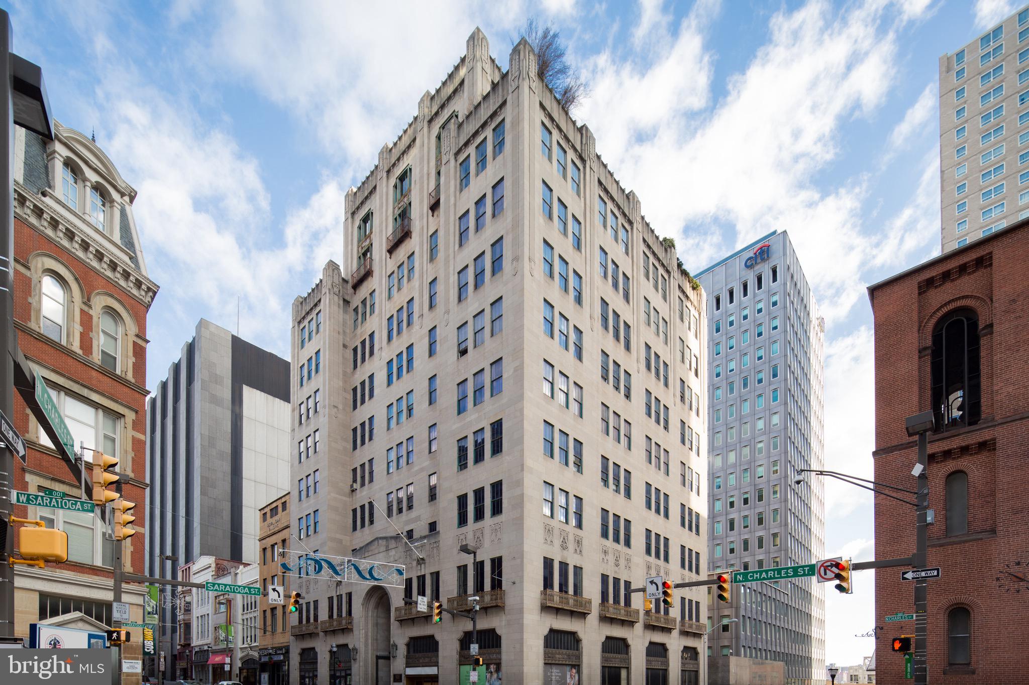 DOWNTOWN - Residential Lease