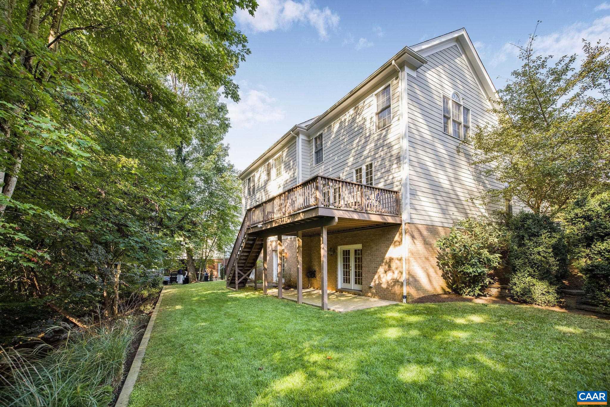 MONTGOMERY RIDGE - Residential