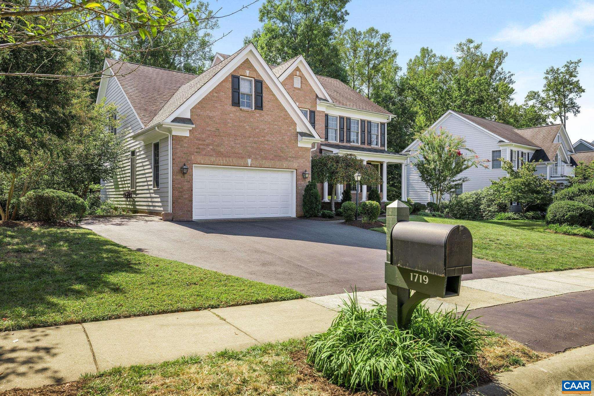 MONTGOMERY RIDGE - Residential