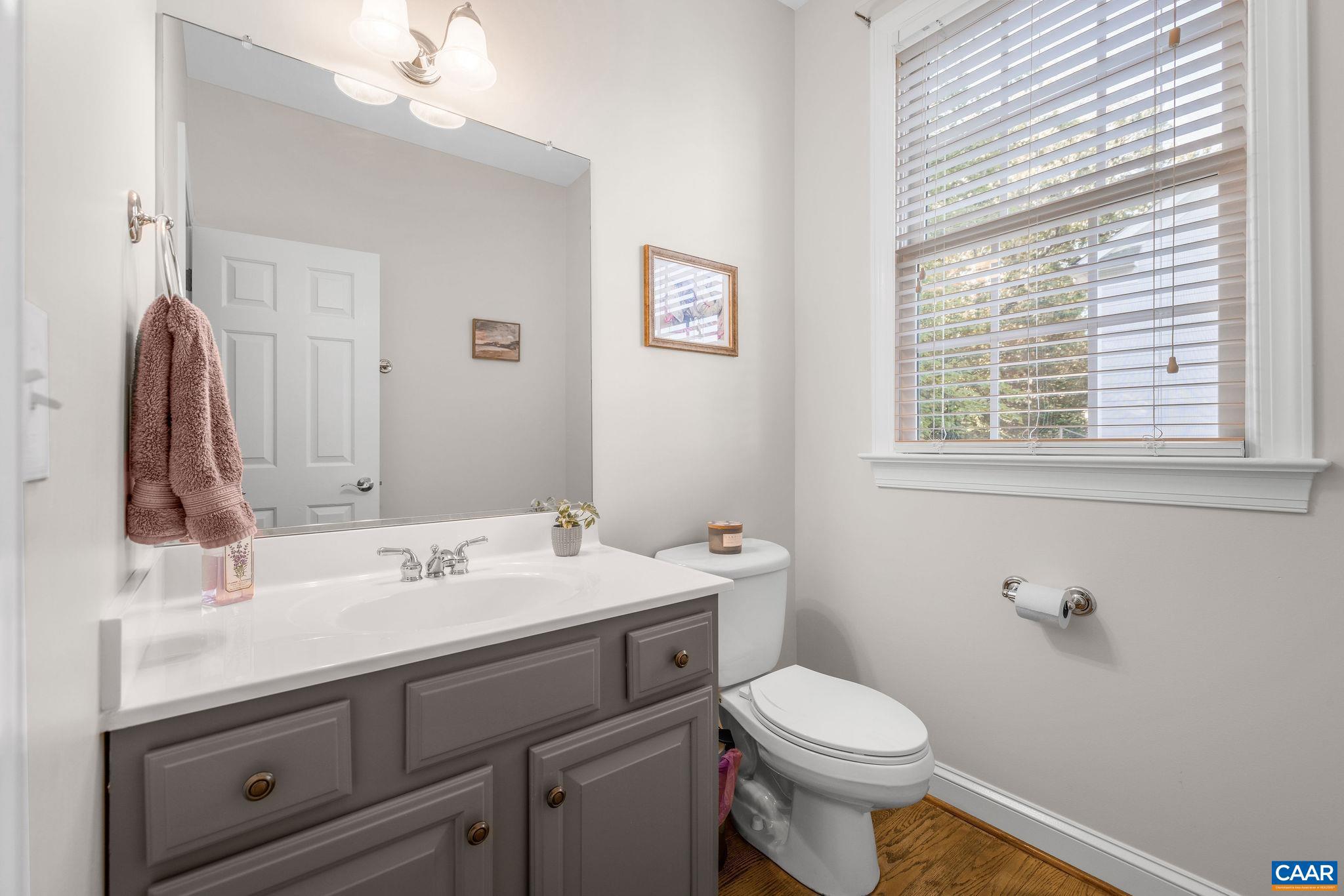 MONTGOMERY RIDGE - Residential