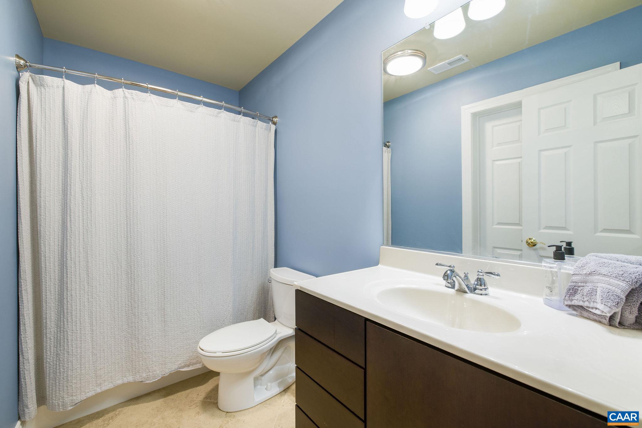 MONTGOMERY RIDGE - Residential