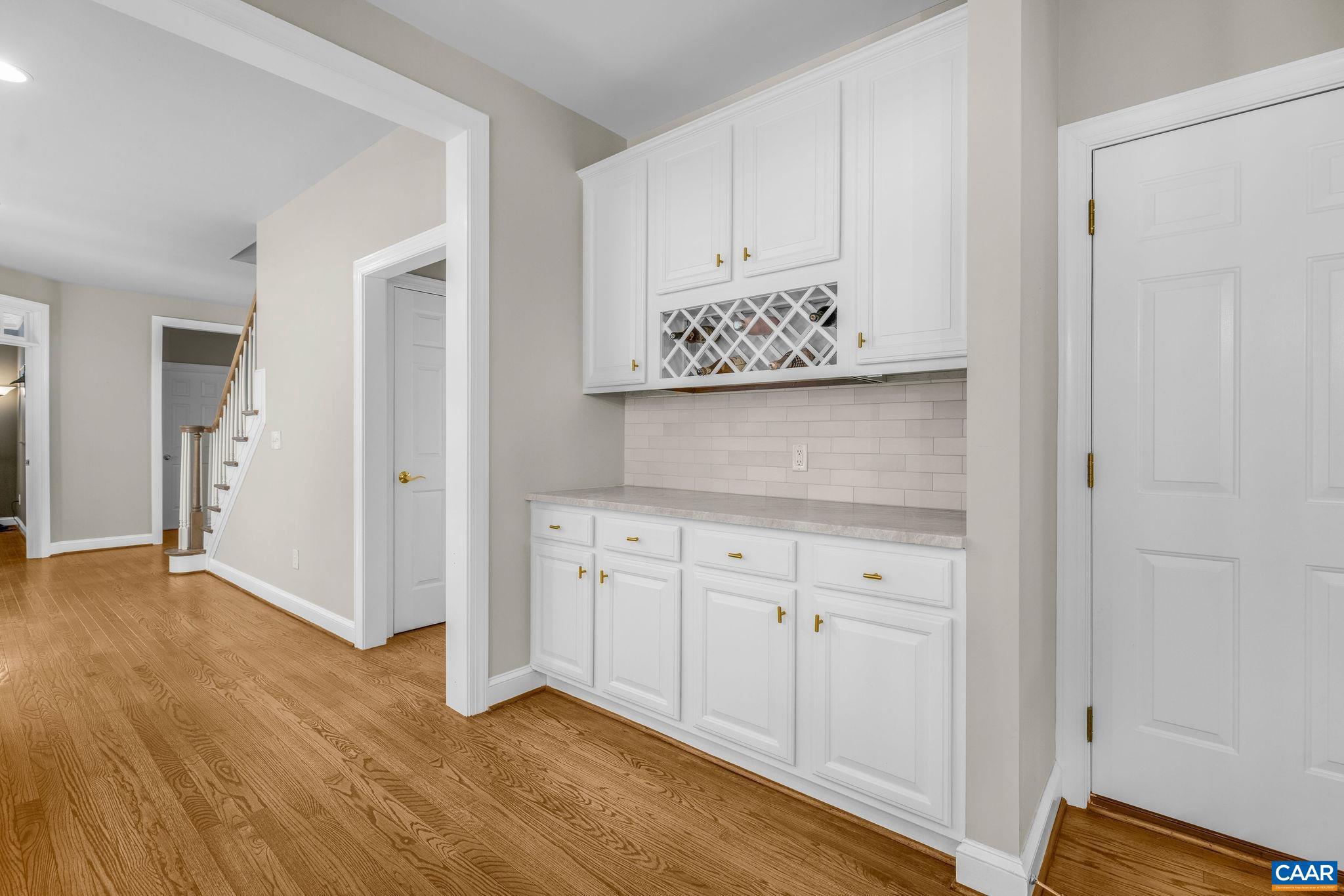 MONTGOMERY RIDGE - Residential