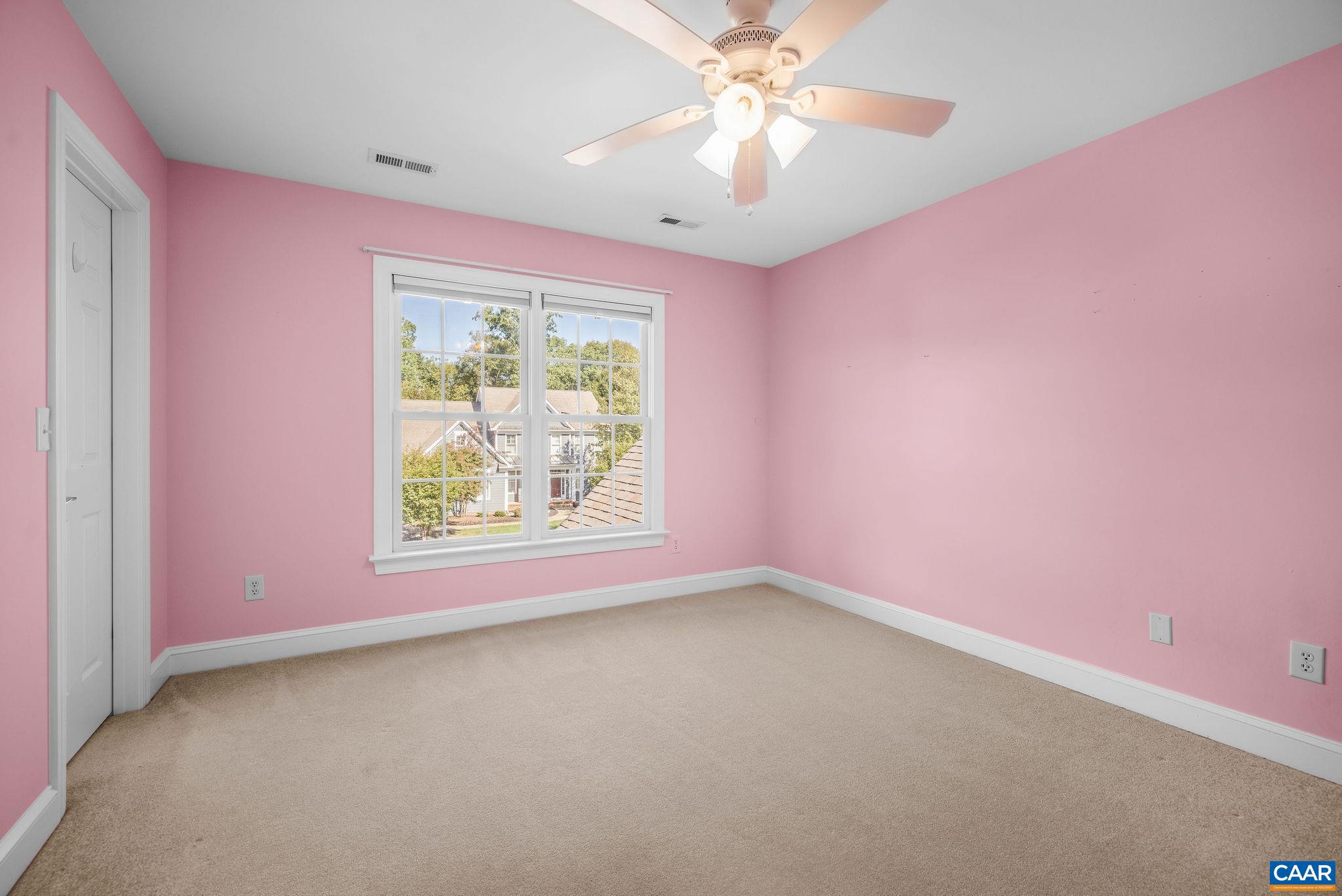 MONTGOMERY RIDGE - Residential