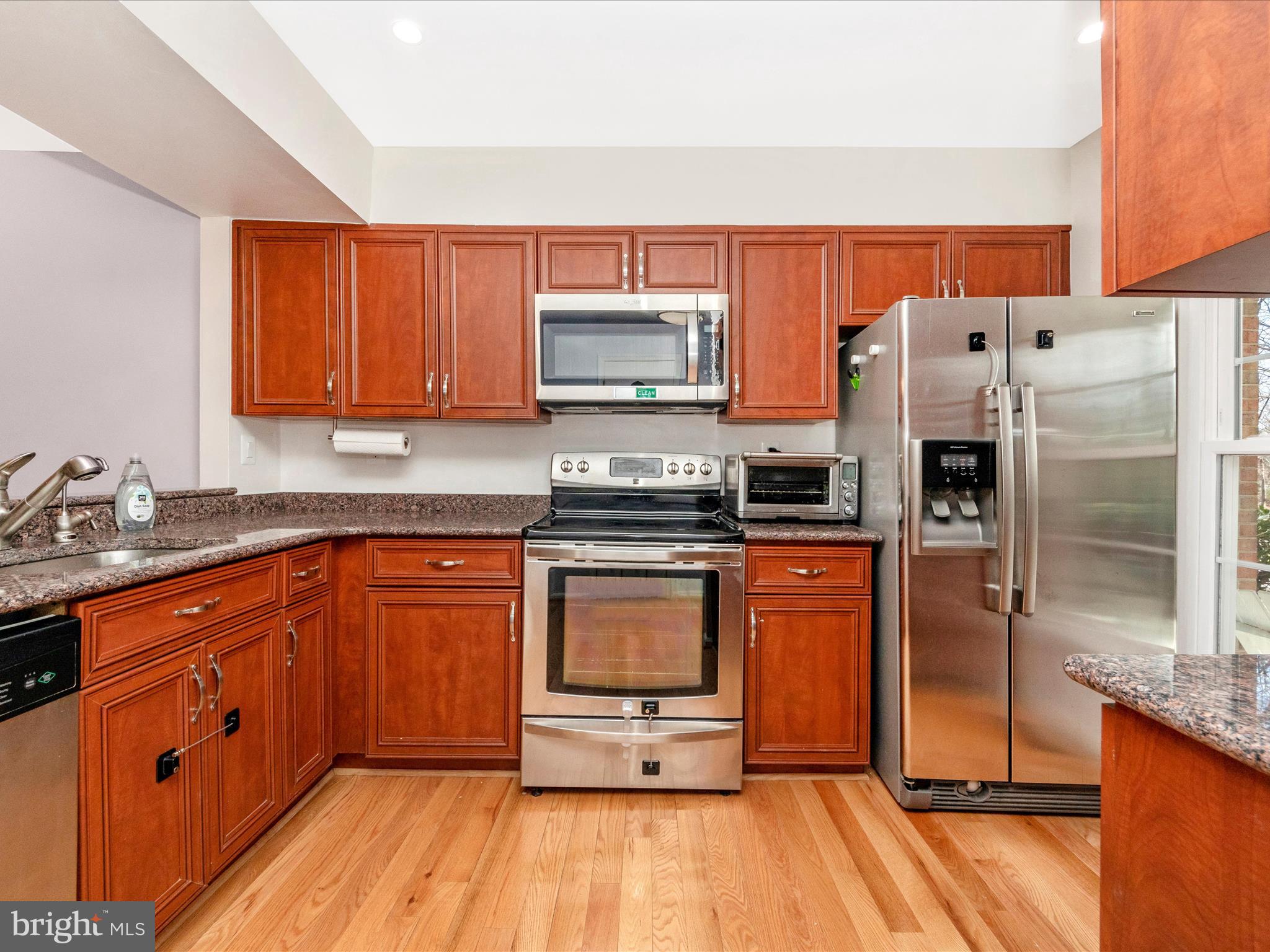 SADDLE RIDGE - Residential