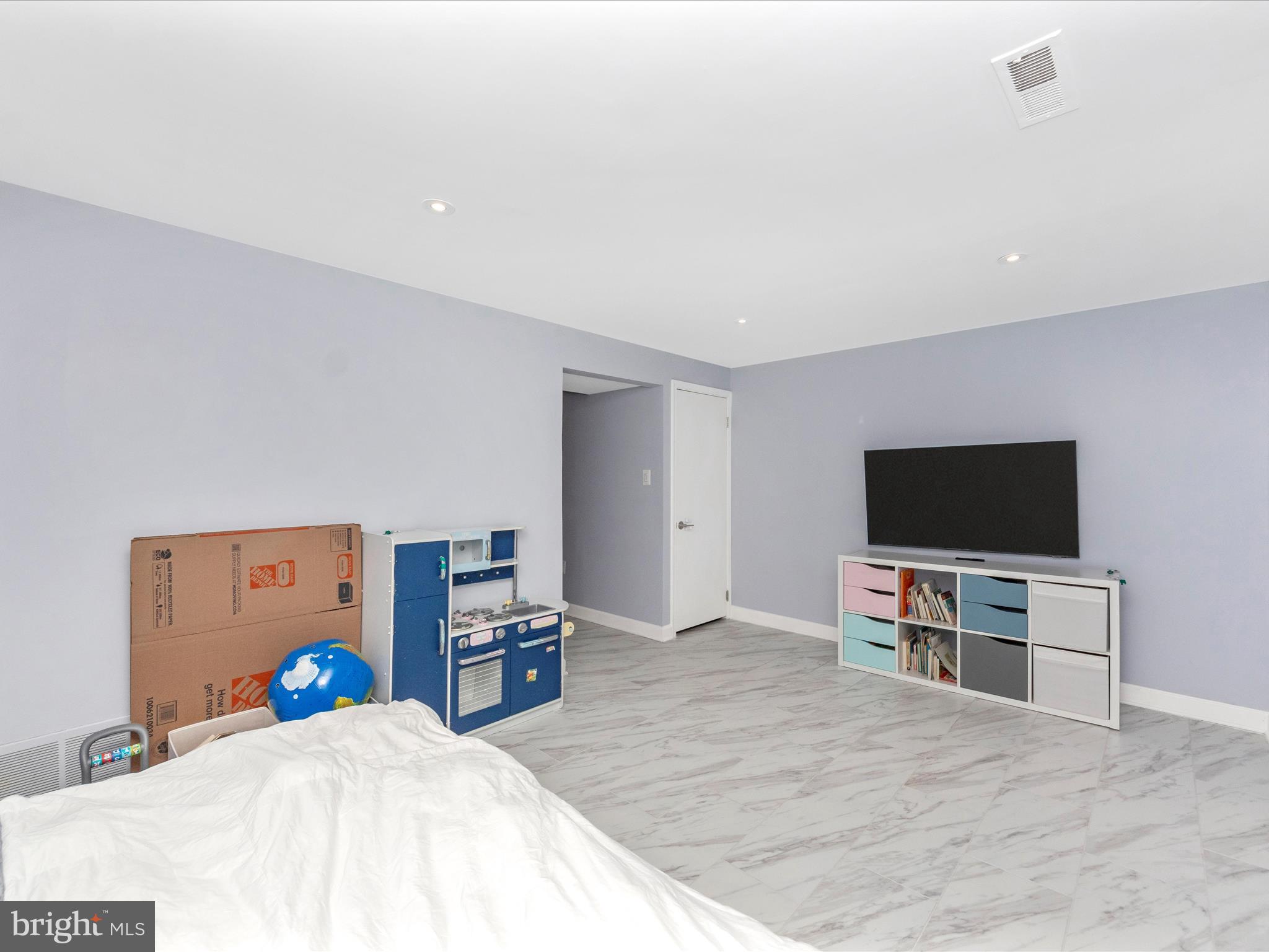 SADDLE RIDGE - Residential