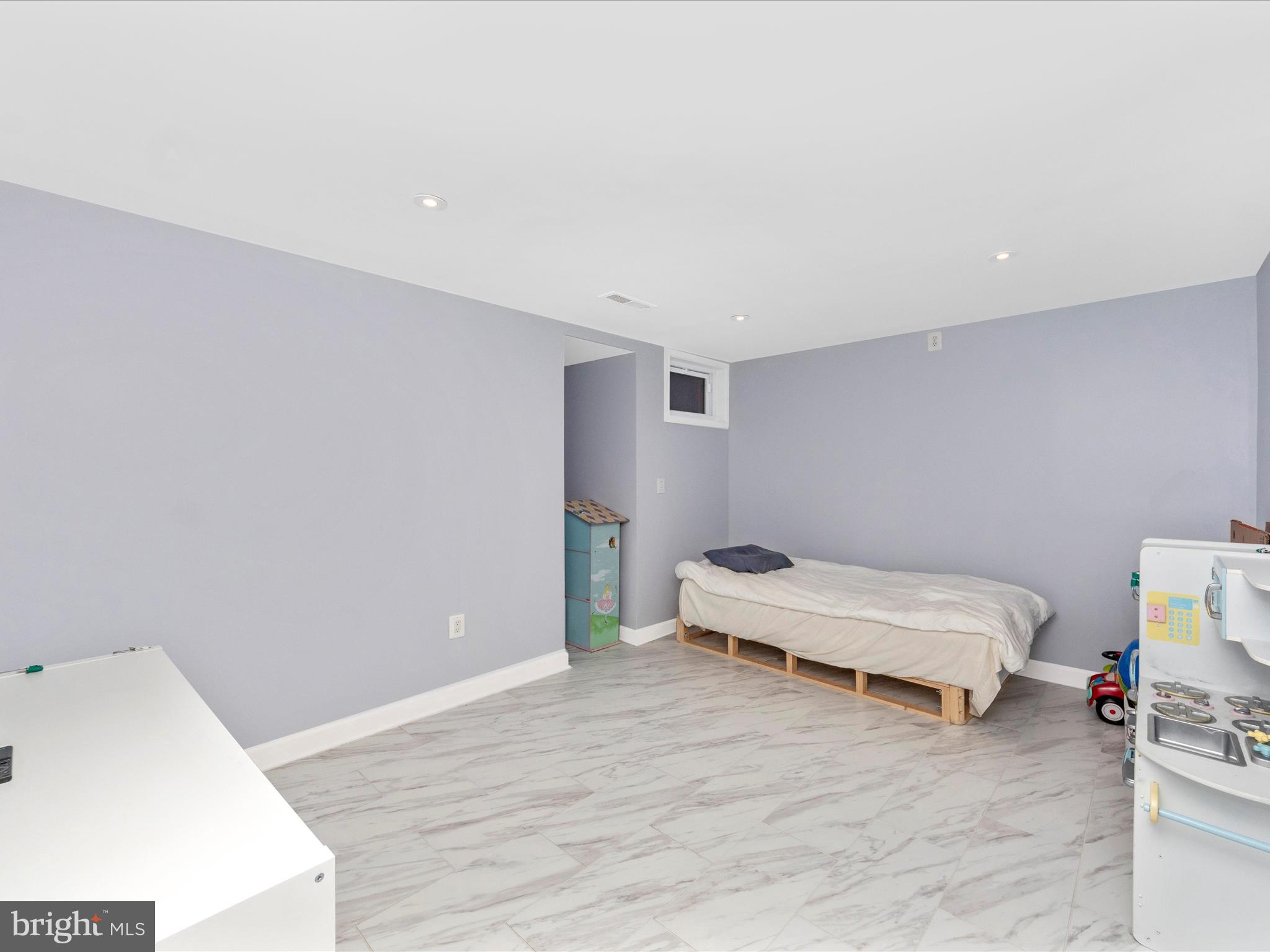 SADDLE RIDGE - Residential