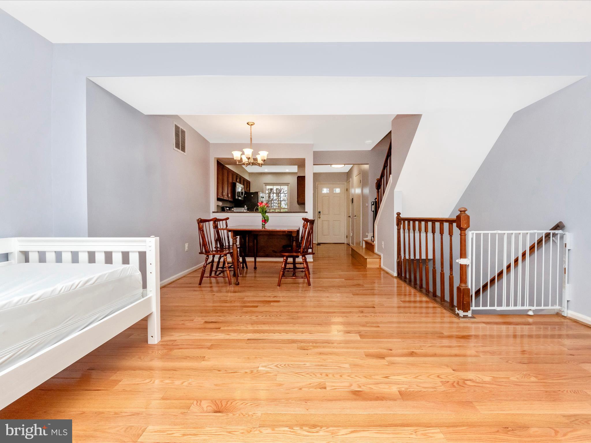 SADDLE RIDGE - Residential