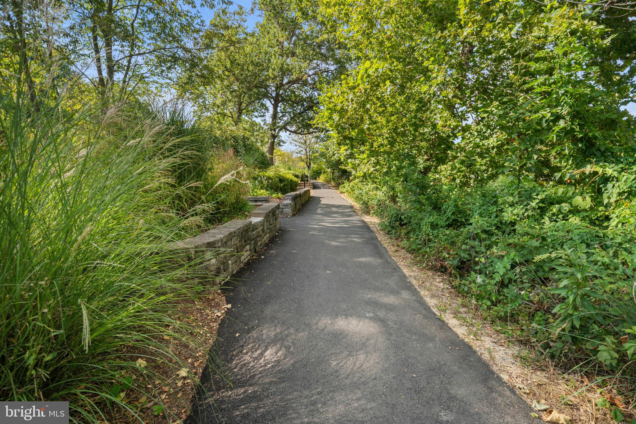 NATHANS HILL - Residential