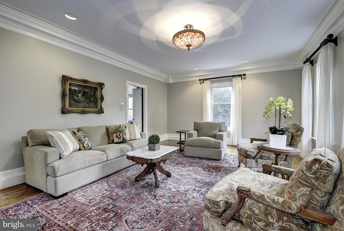 POTOMAC OVERLOOK - Residential