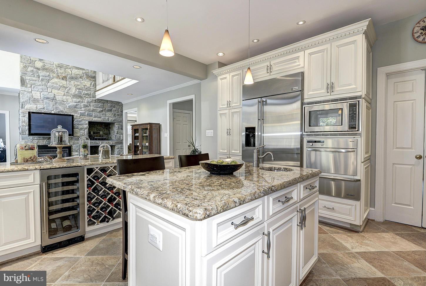 POTOMAC OVERLOOK - Residential