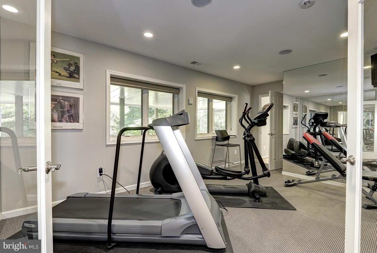 POTOMAC OVERLOOK - Residential