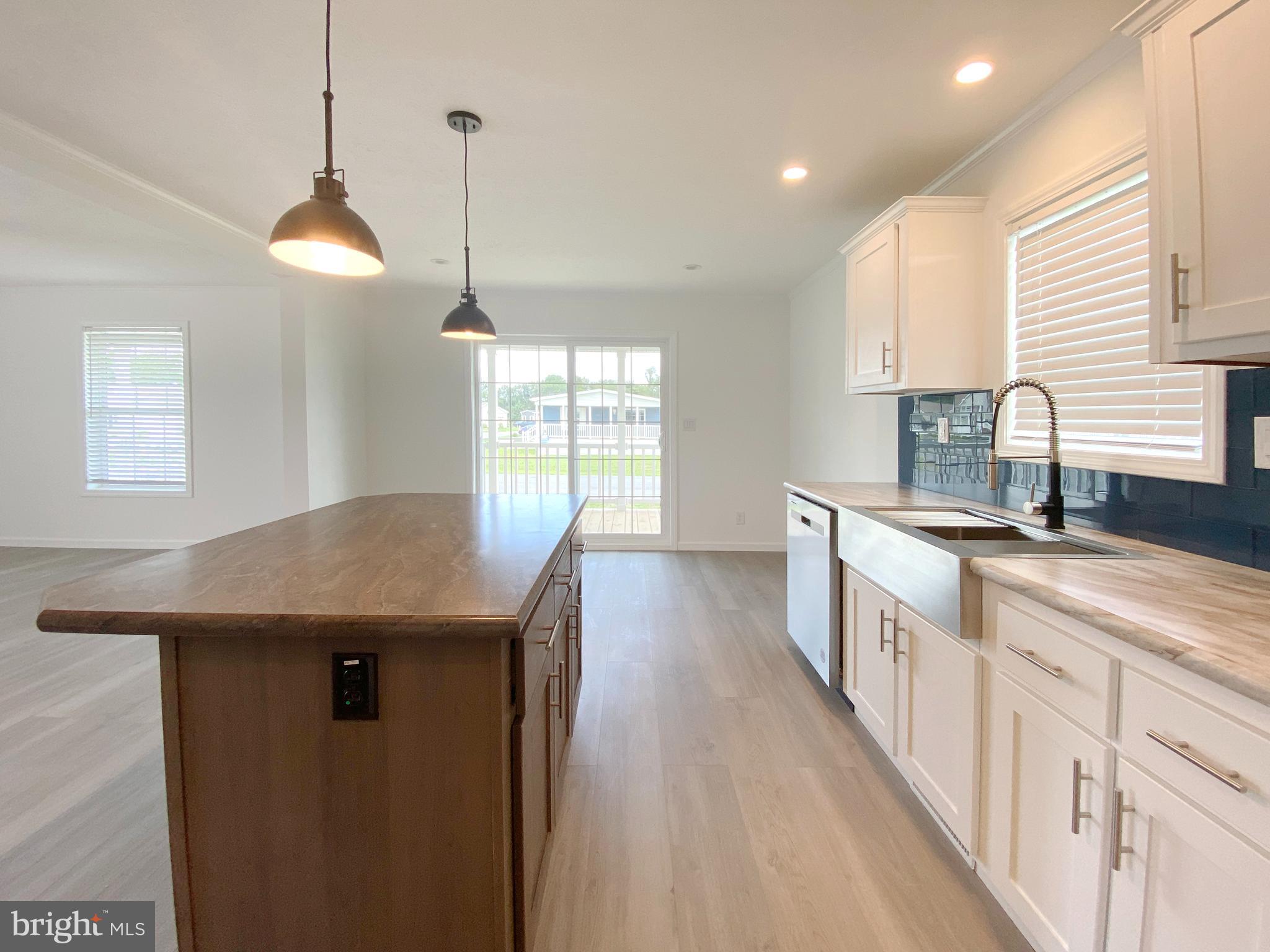 SUSSEX WEST MHP - Residential