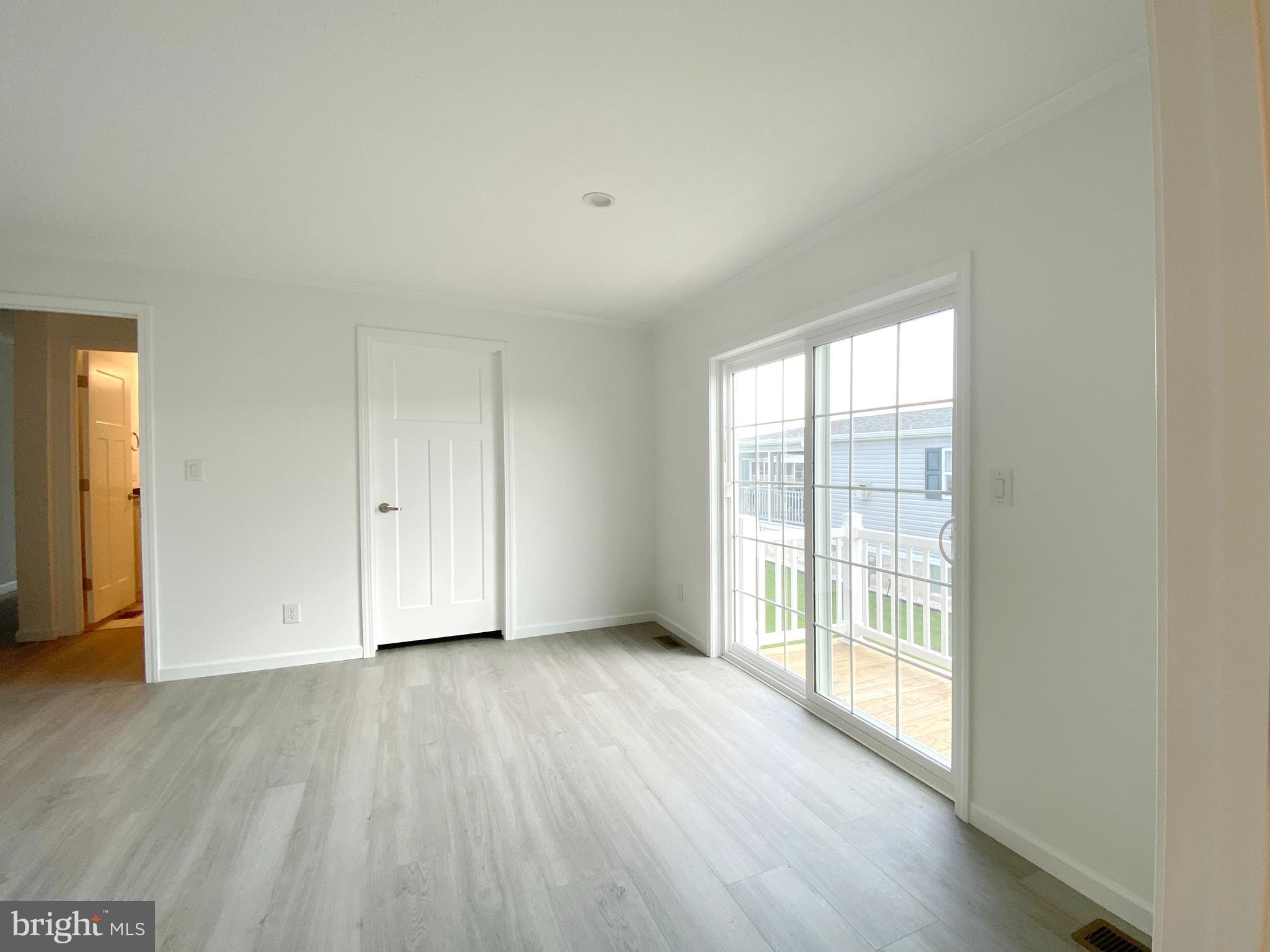 SUSSEX WEST MHP - Residential