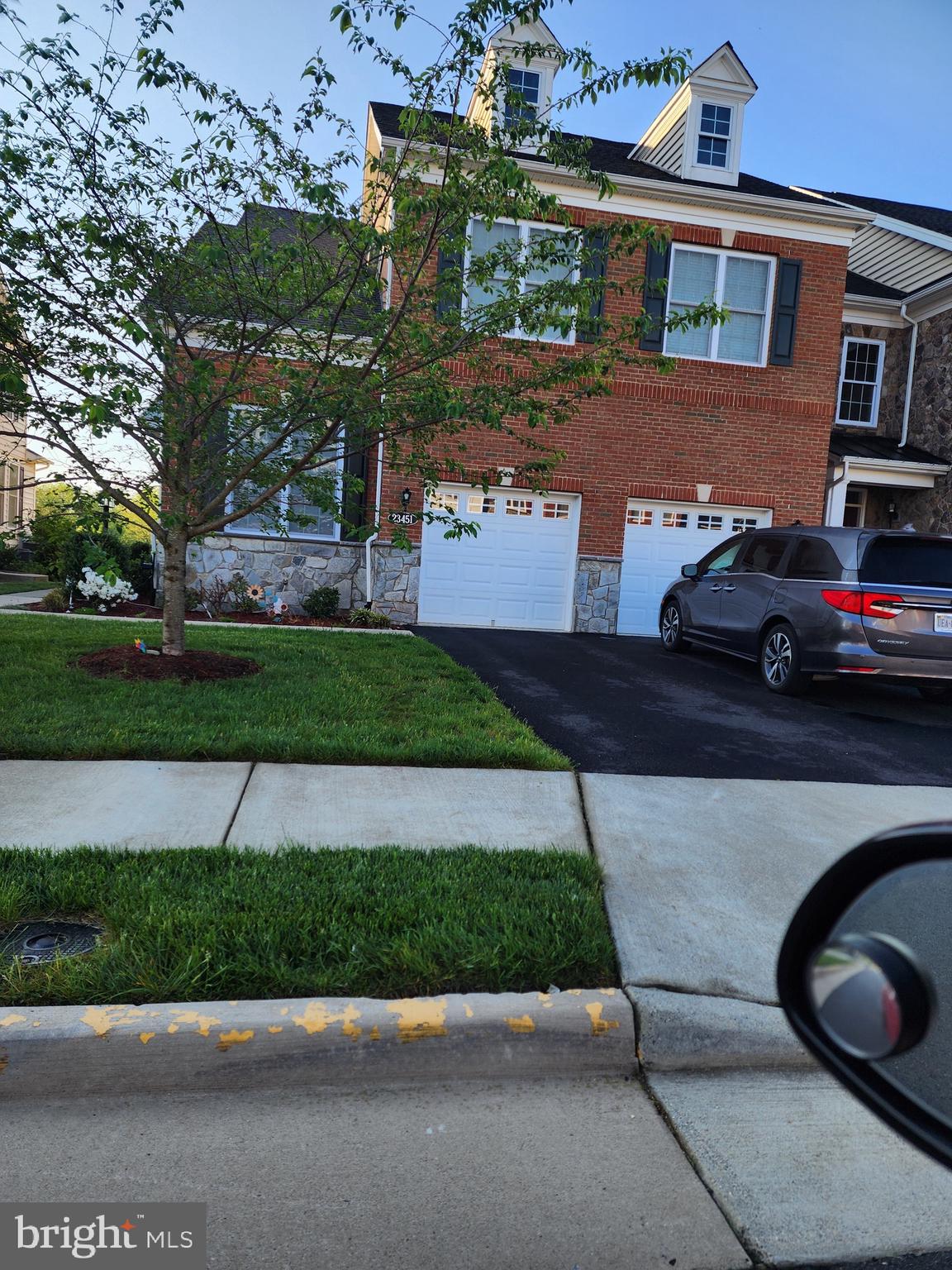 LOUDOUN VALLEY ESTATES 2 - Residential Lease