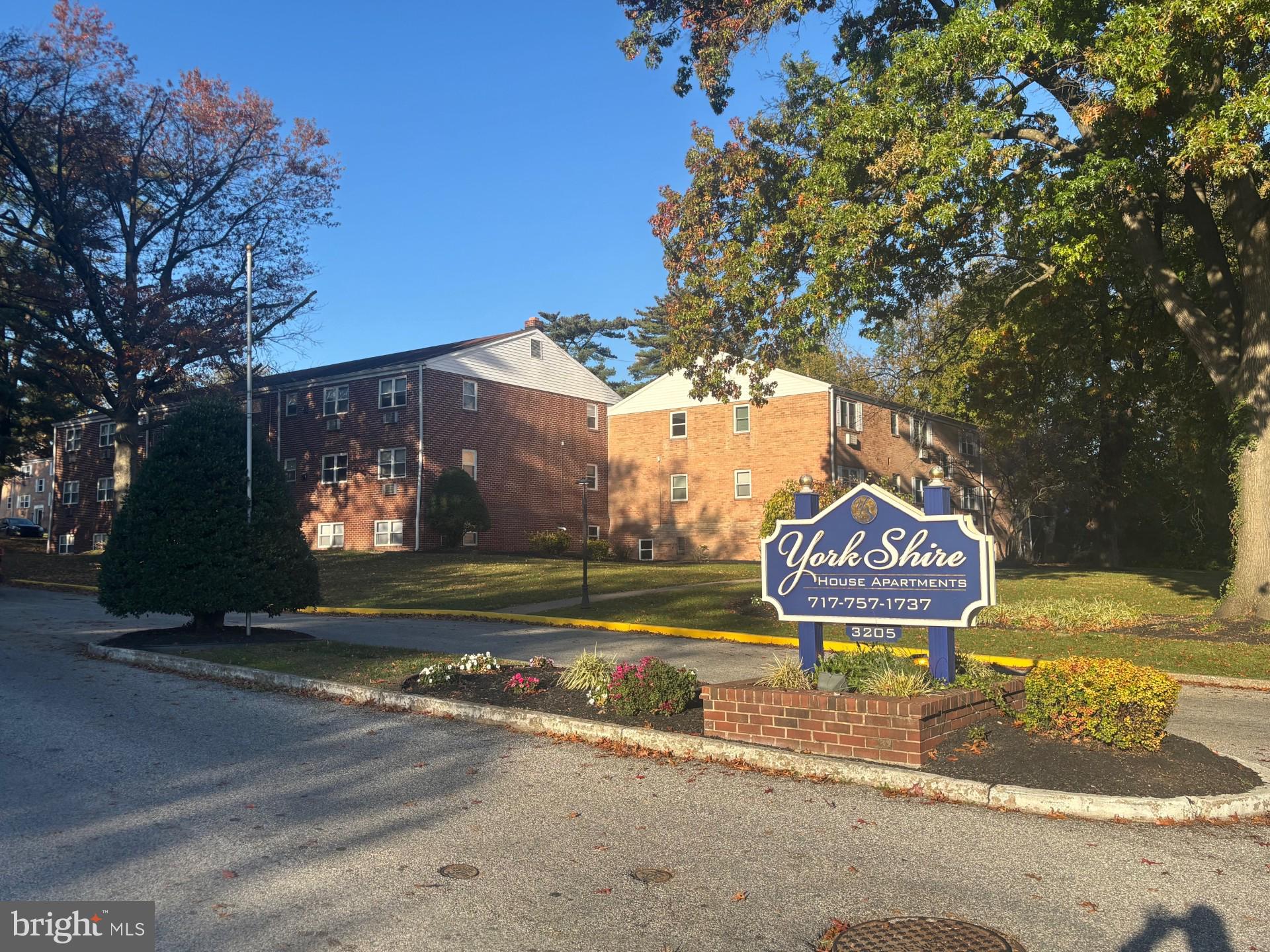 EAST YORK - Residential Lease