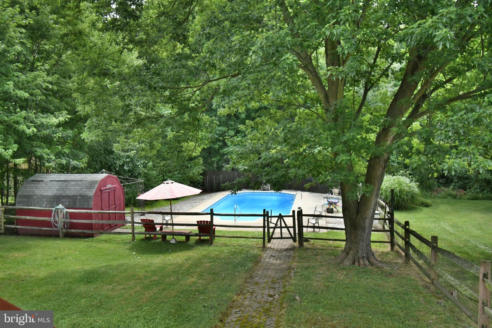 ABERDEEN HILLS - Residential